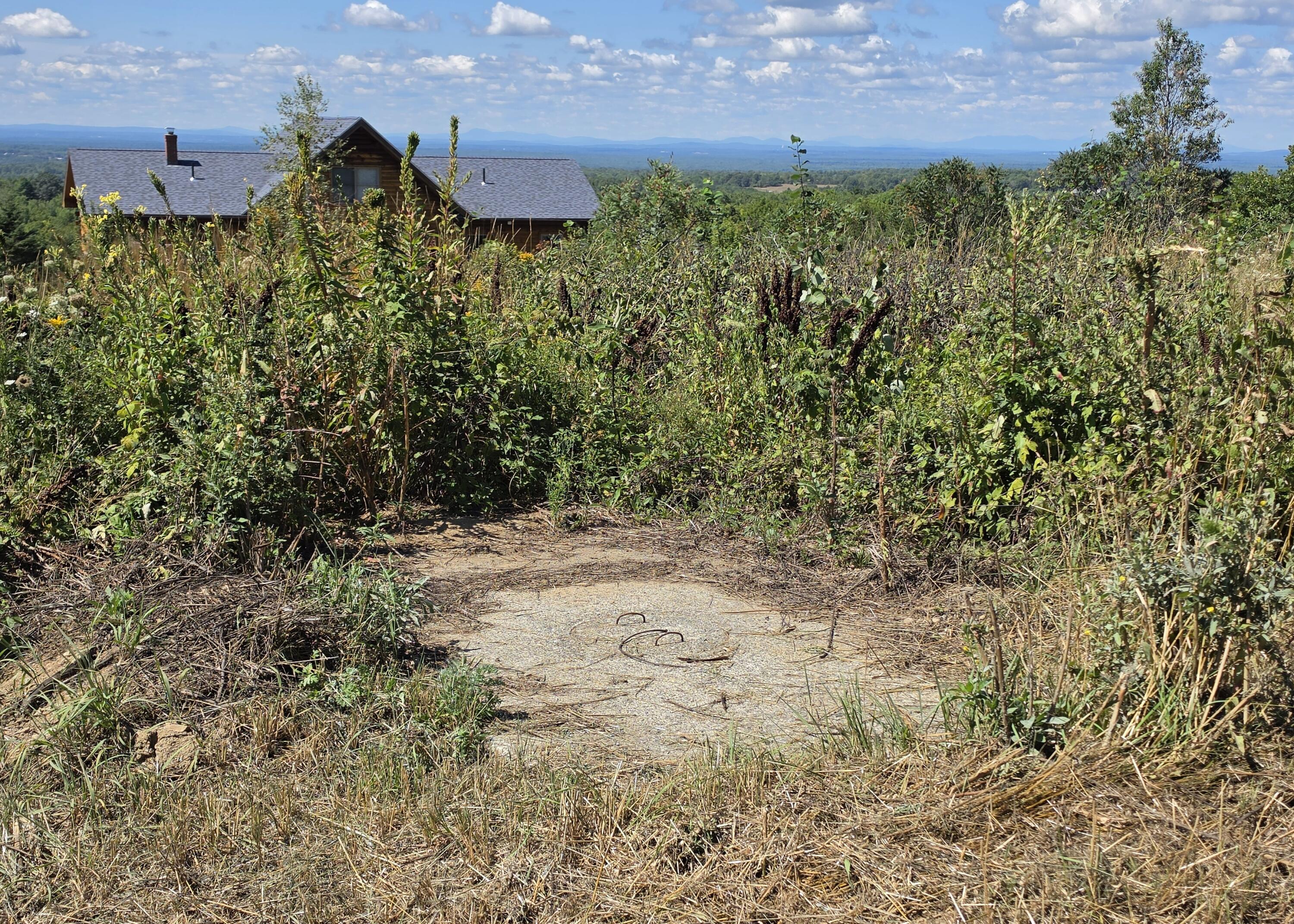 main property photo 17