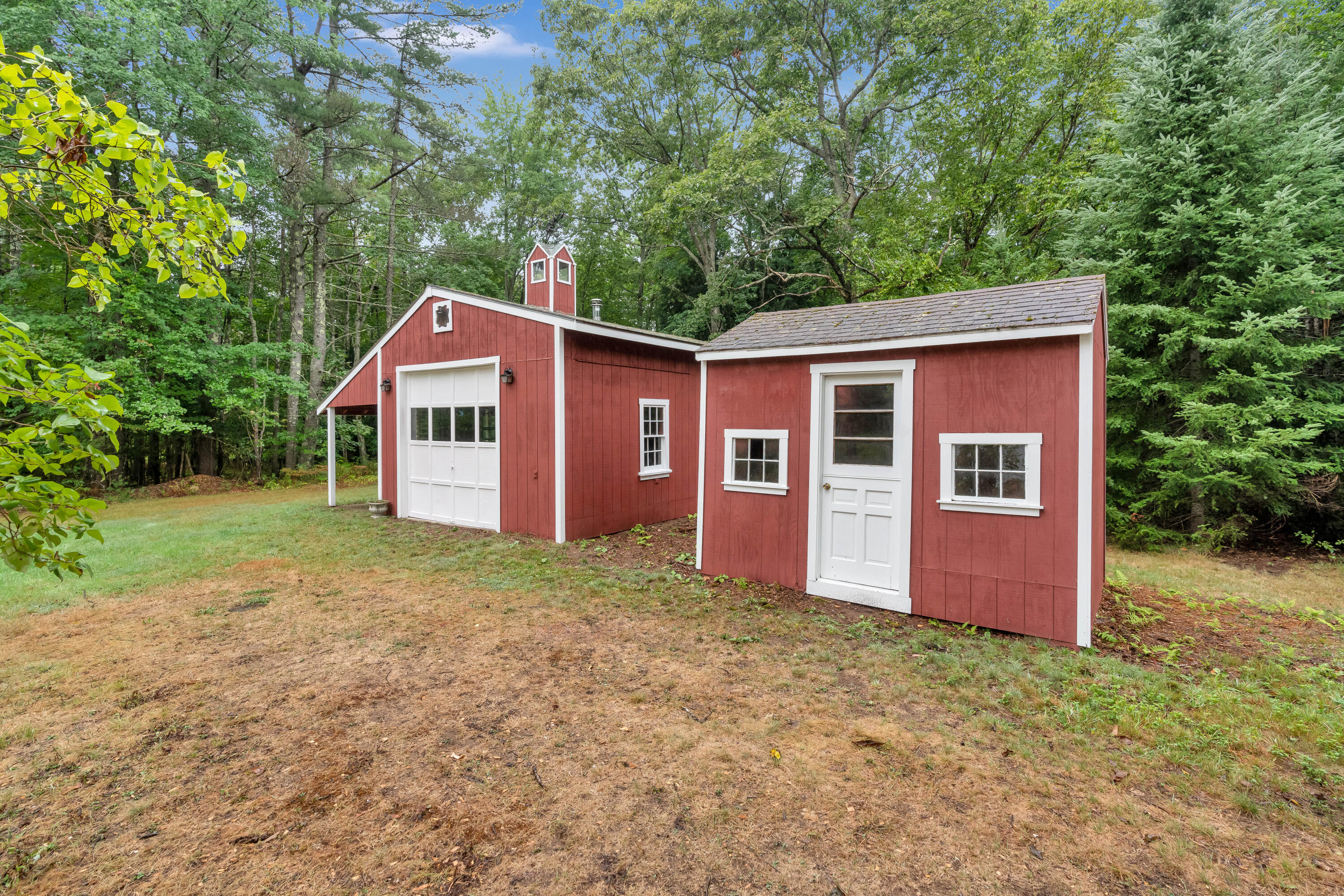 main property photo 8
