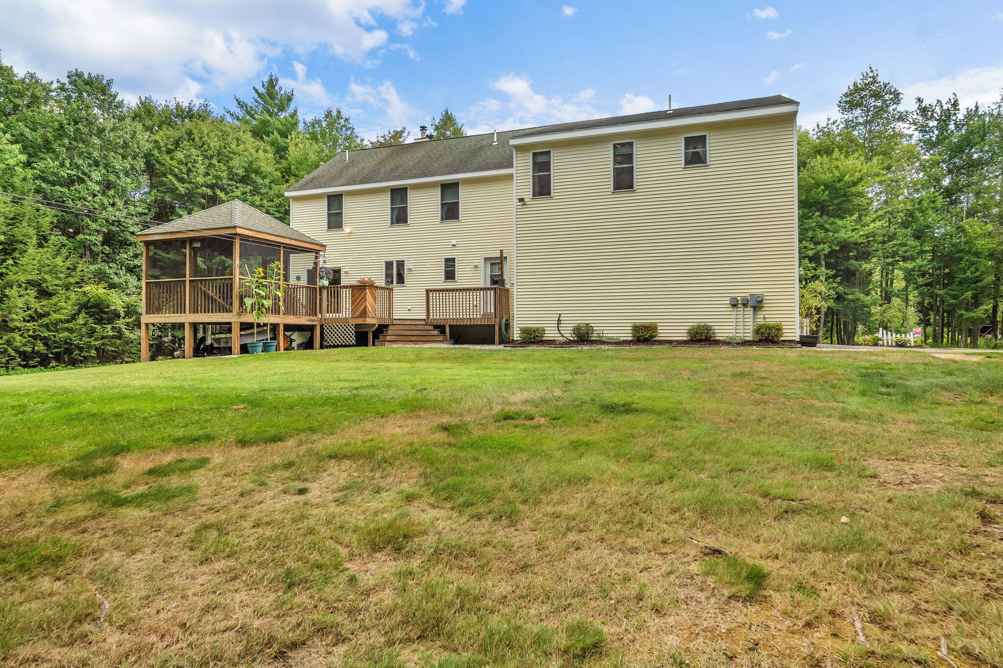main property photo 47