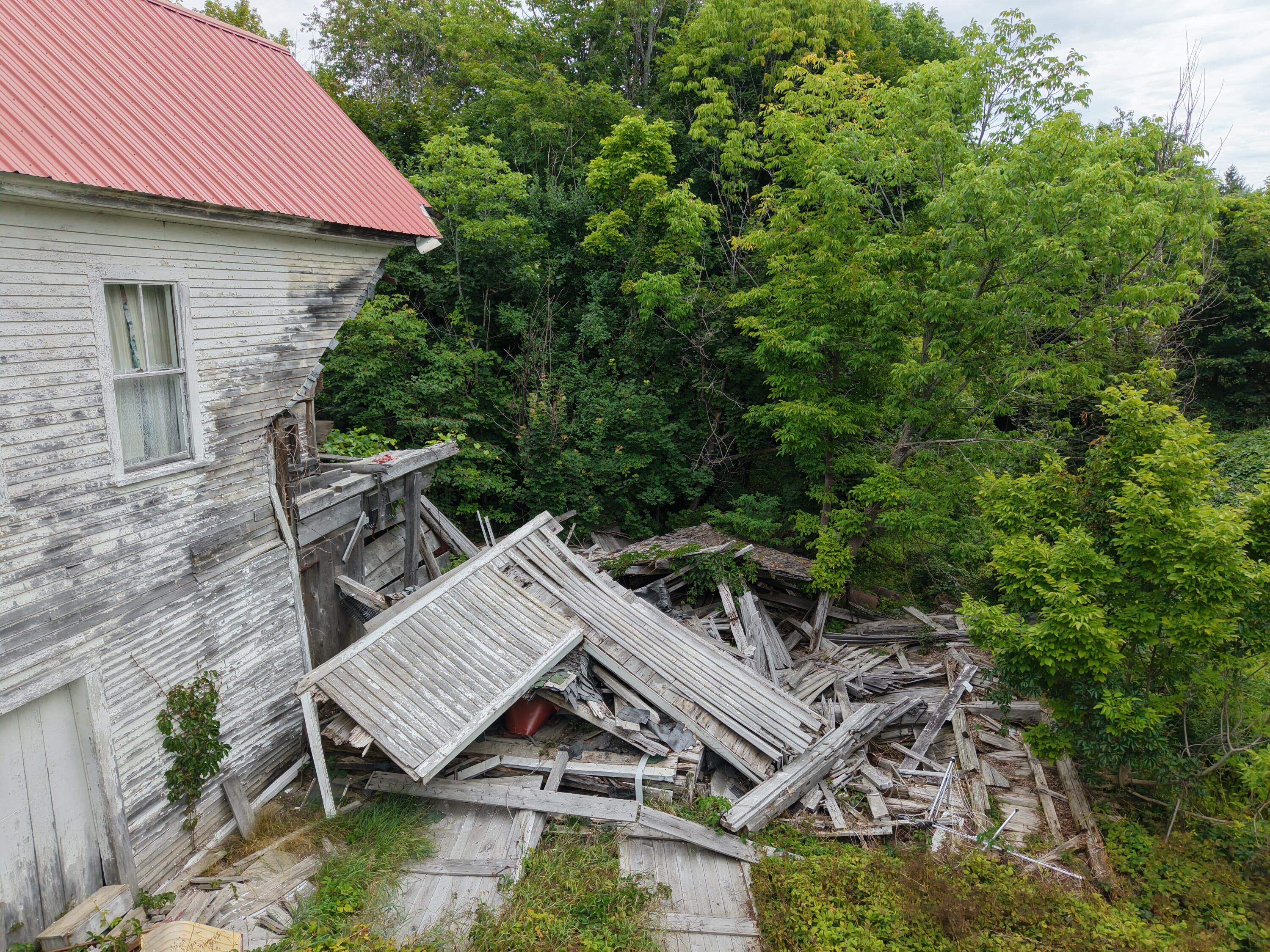 main property photo 50
