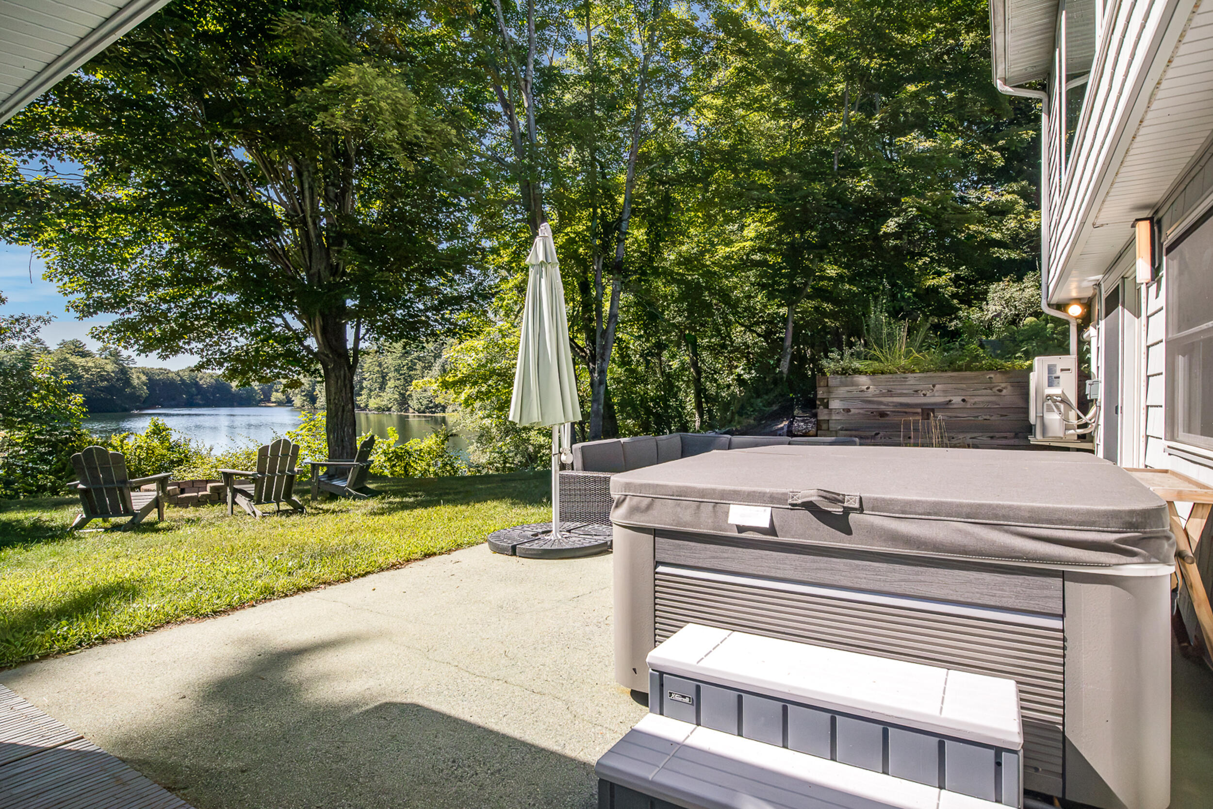 main property photo 31