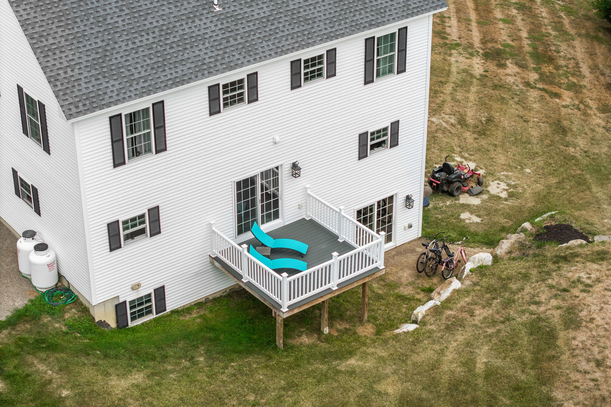 main property photo 61