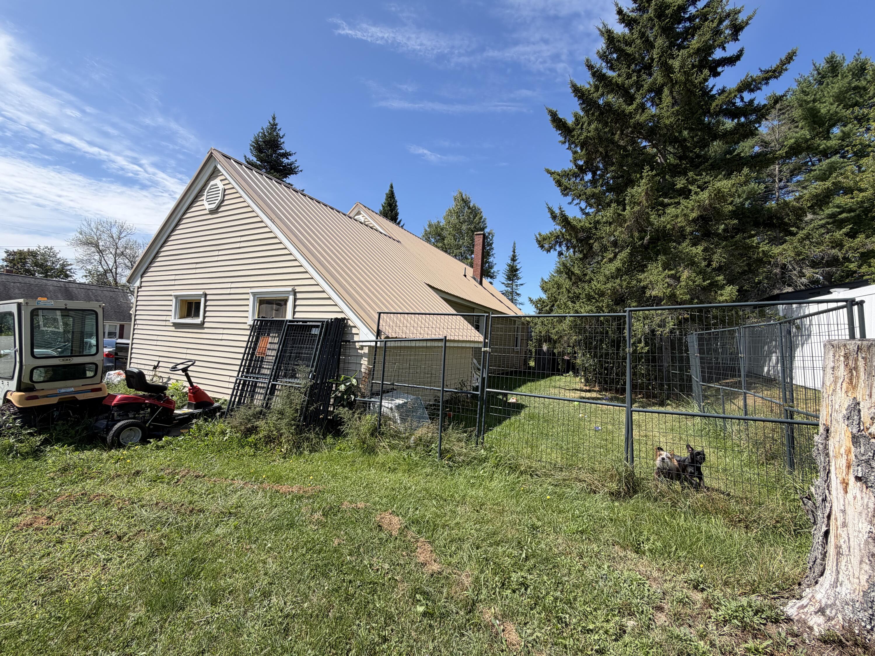 main property photo 4