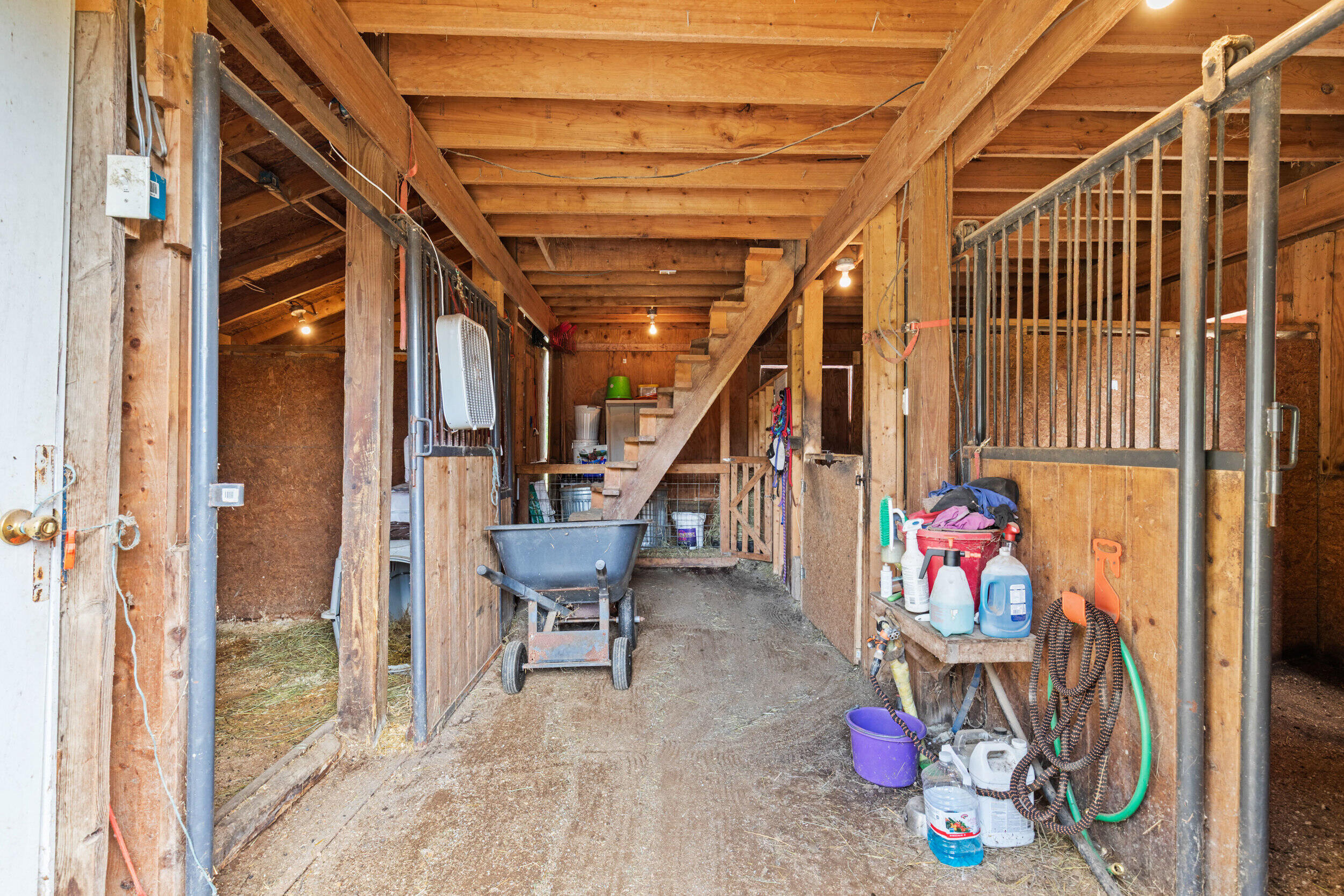 main property photo 50