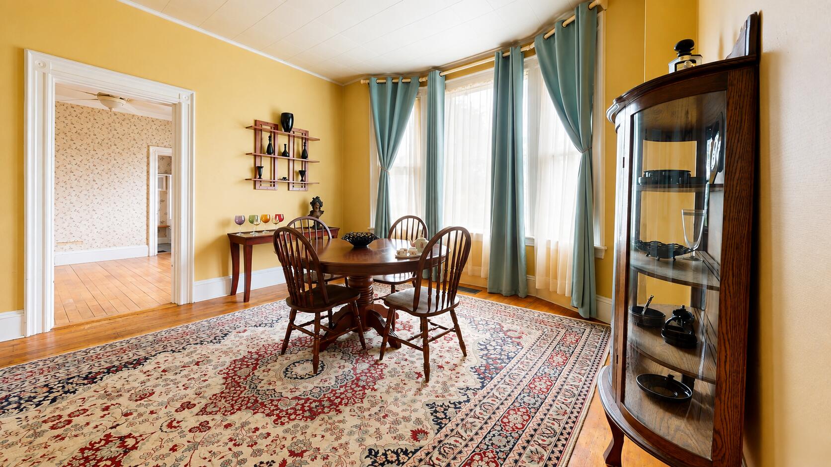 main property photo 18