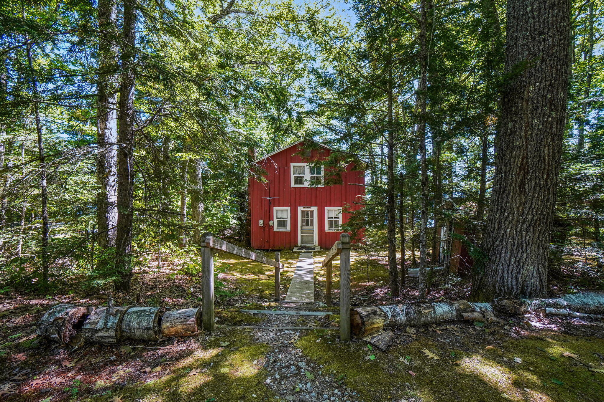 main property photo 25