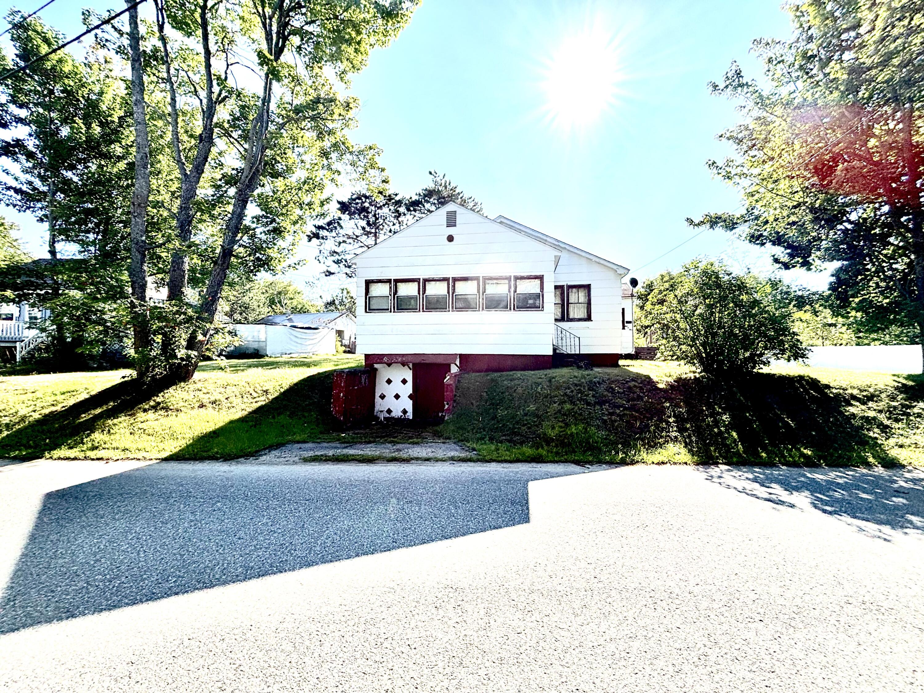 main property photo 5