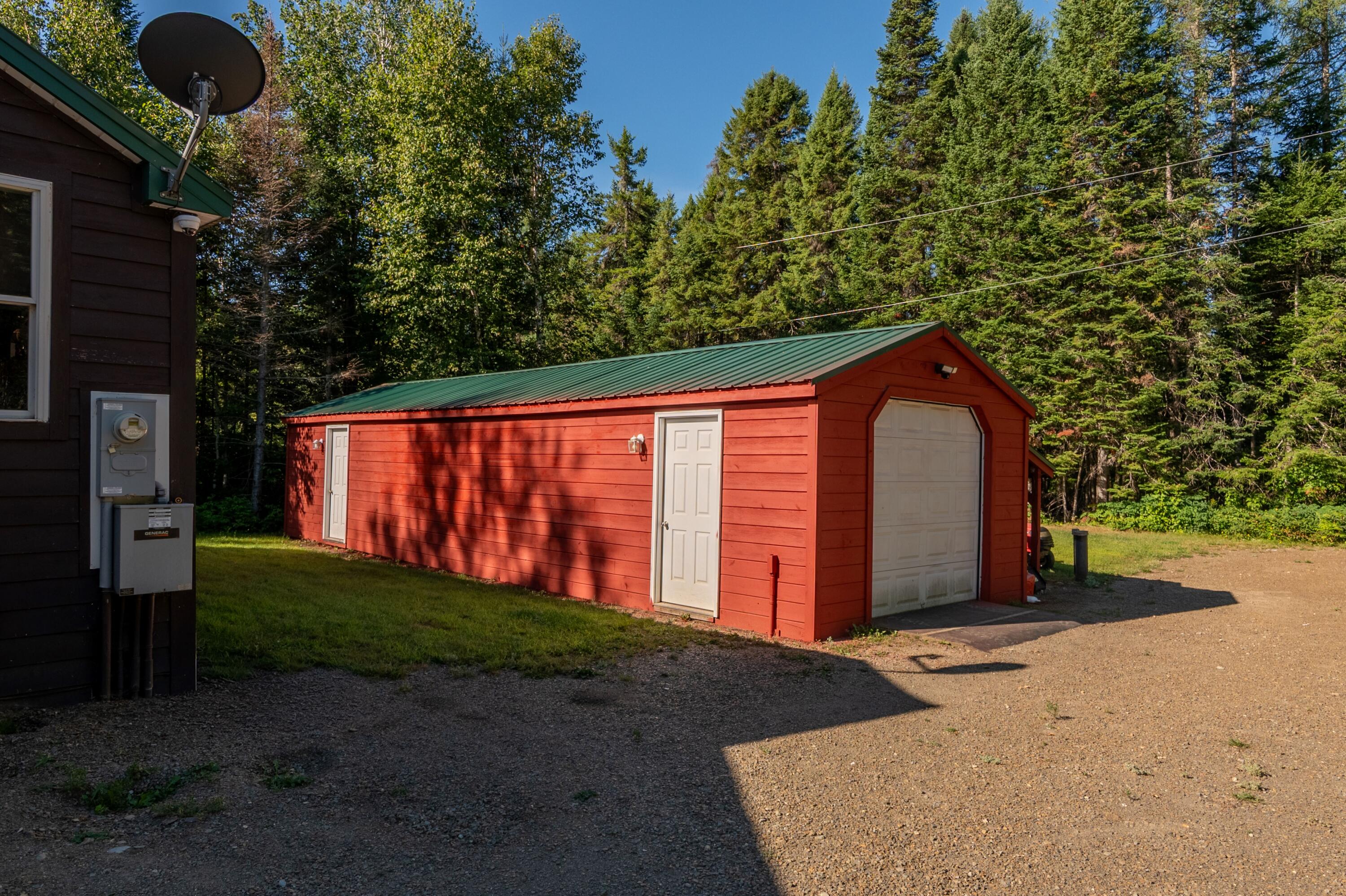 main property photo 17