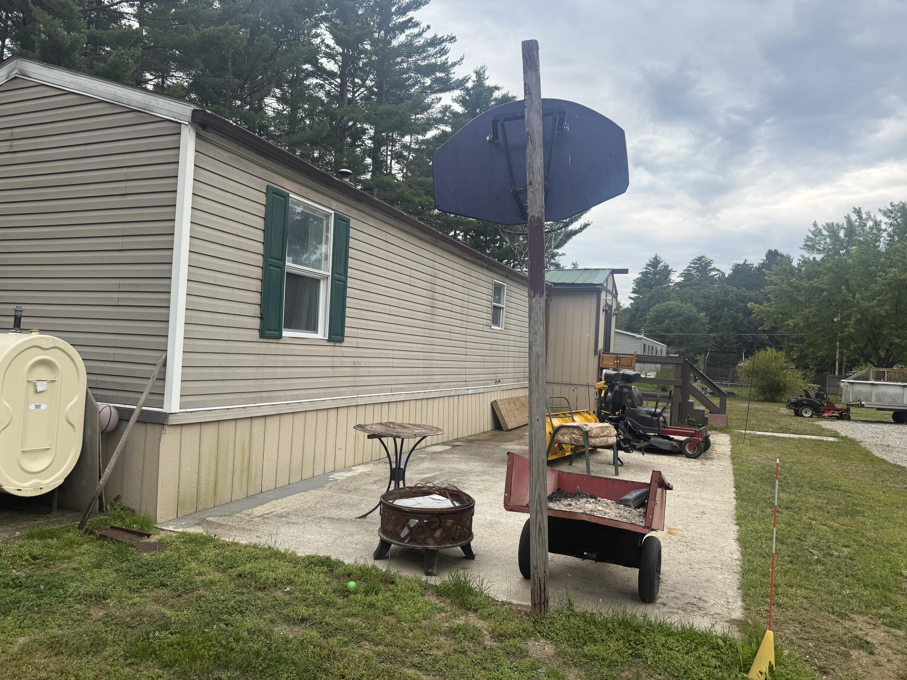 main property photo 22