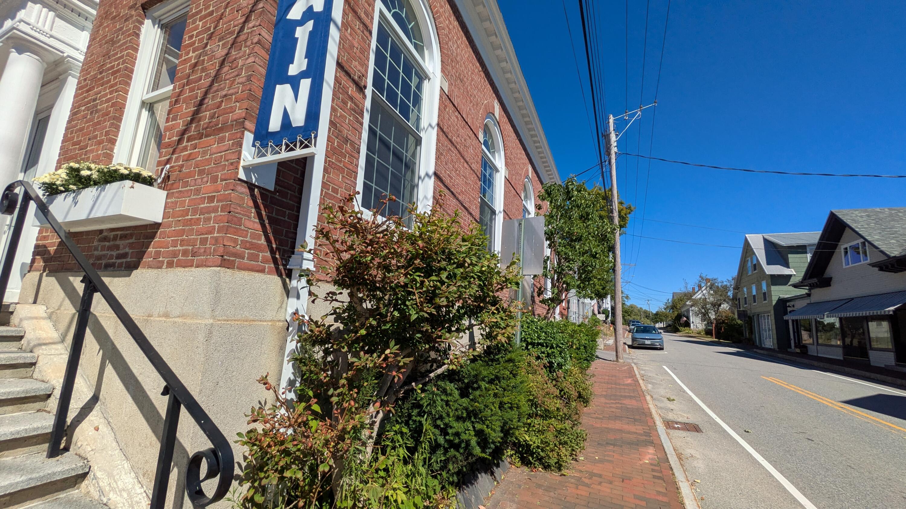 main property photo 42