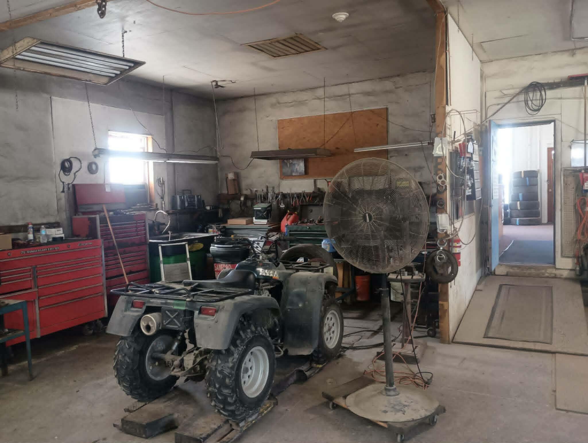 main property photo 25