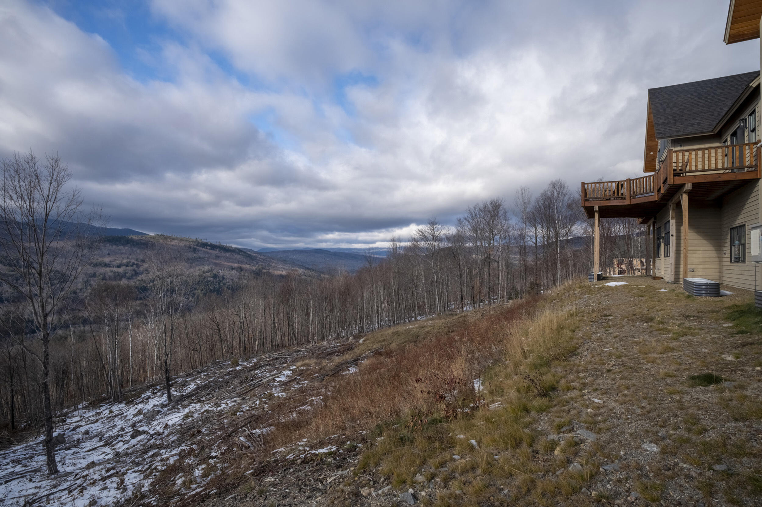 main property photo 79