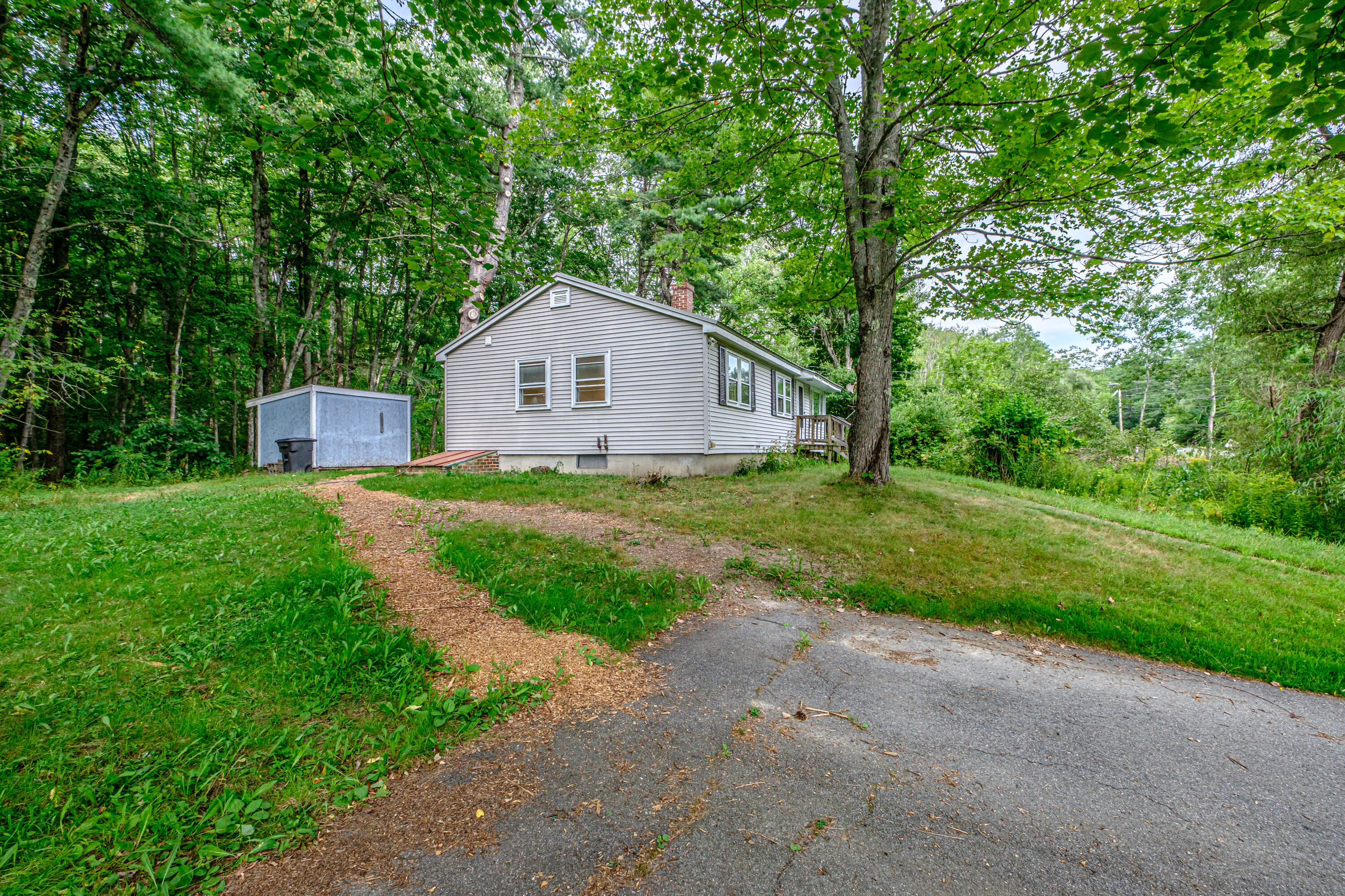 main property photo 5
