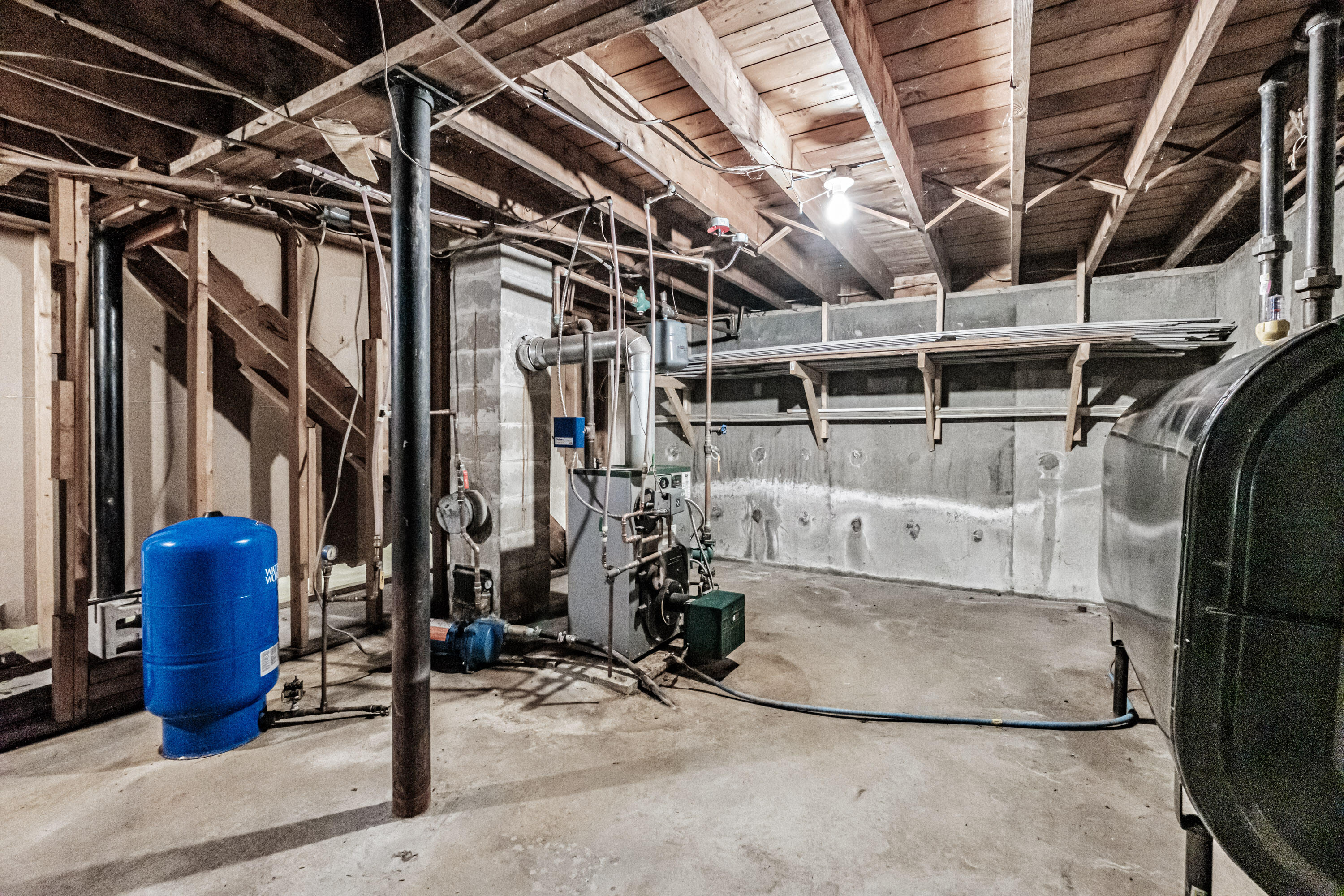 main property photo 58