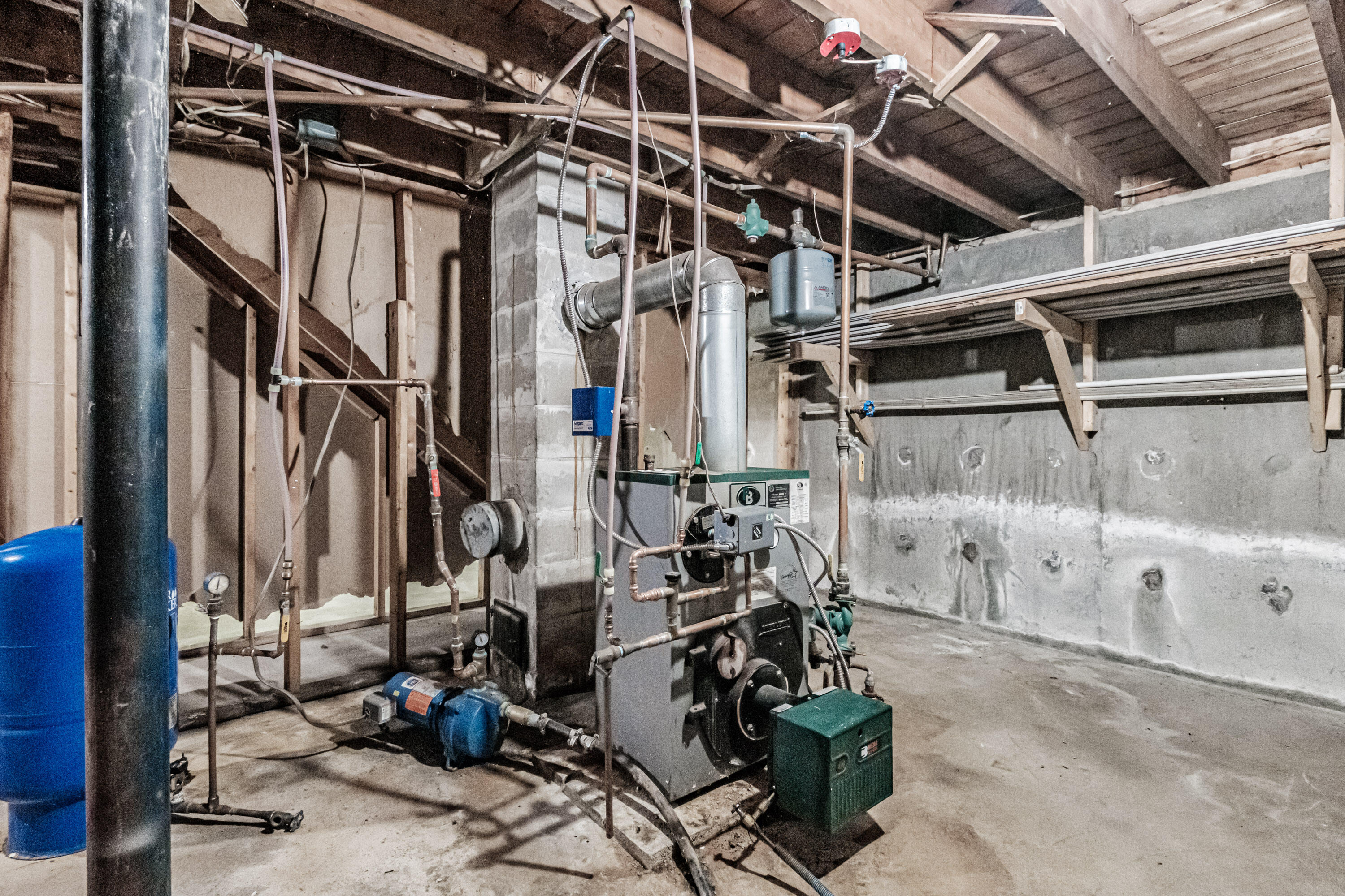 main property photo 59