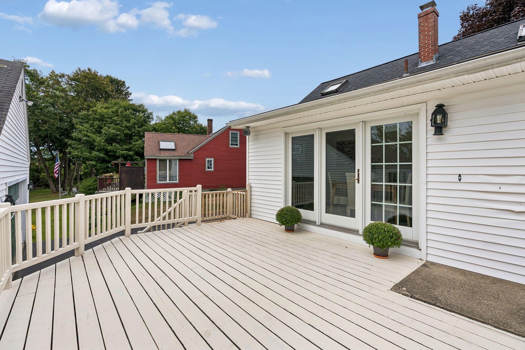 main property photo 23