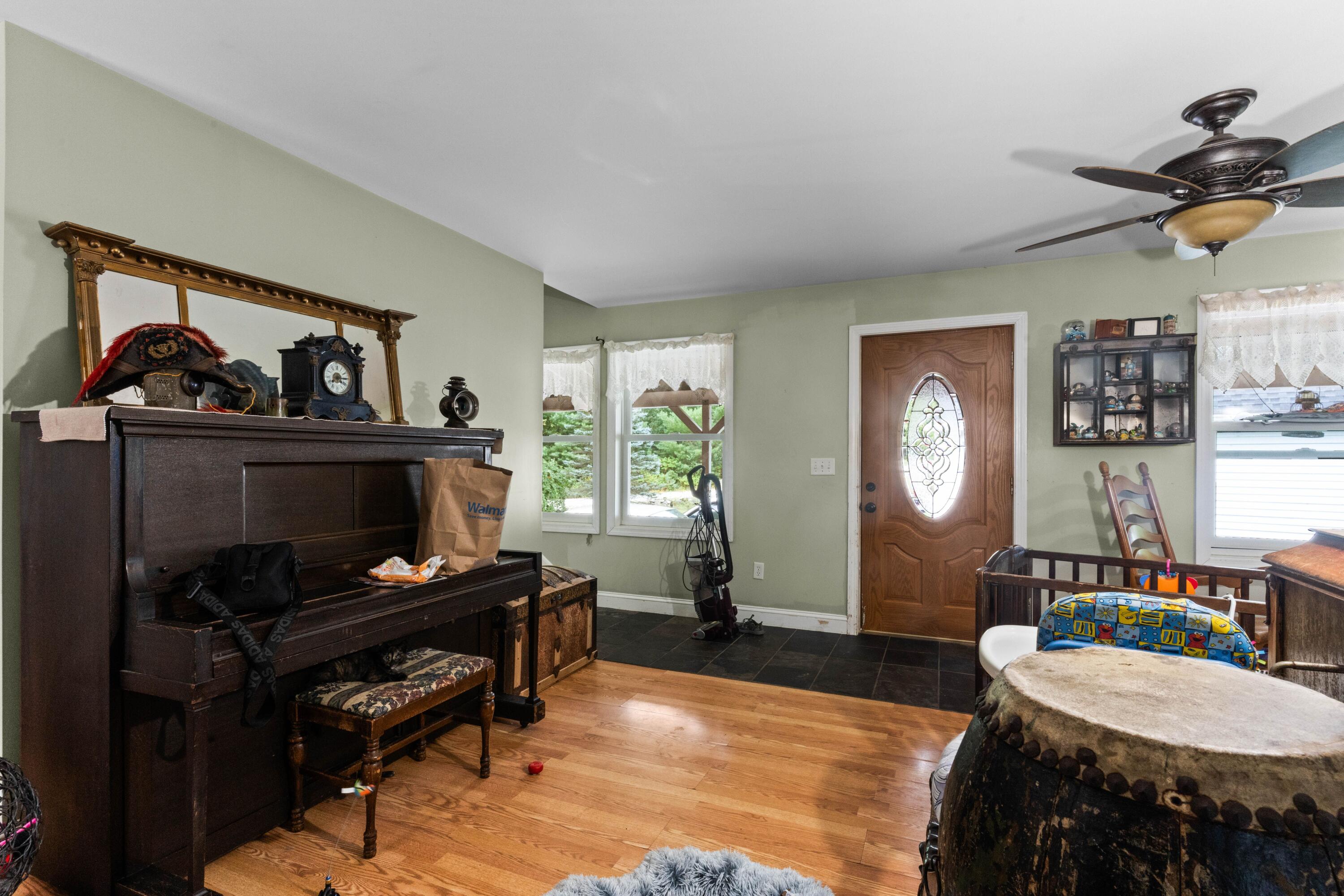 main property photo 12