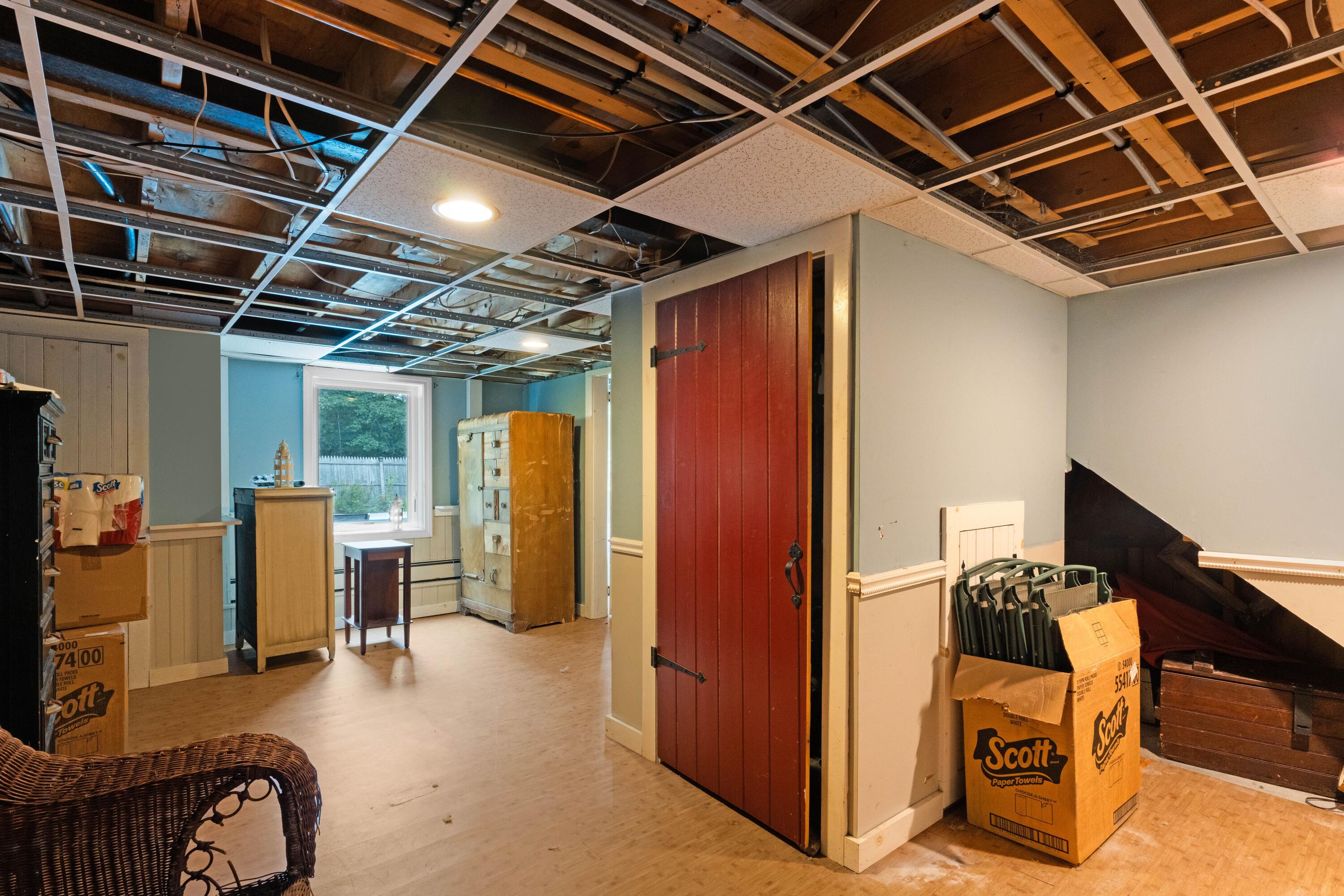 main property photo 40
