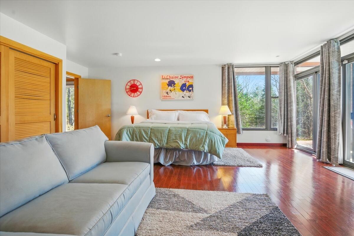 main property photo 60