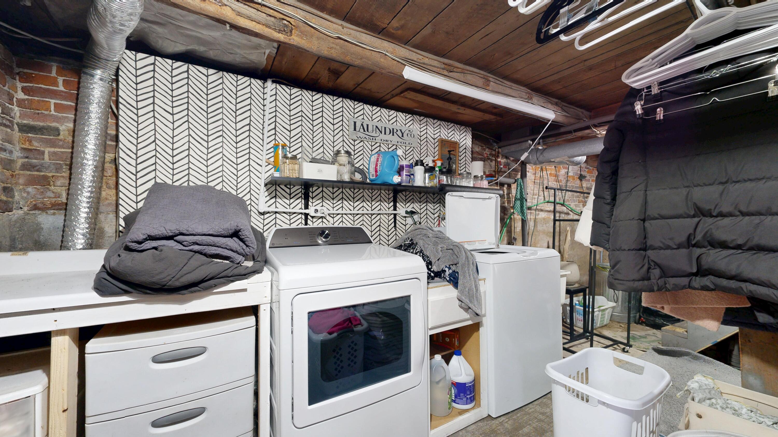 main property photo 59