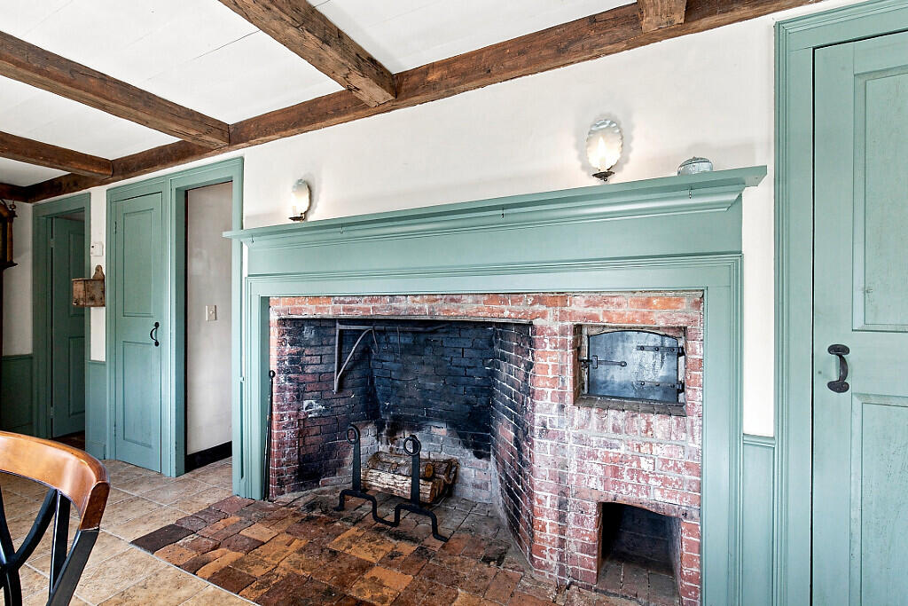 main property photo 35
