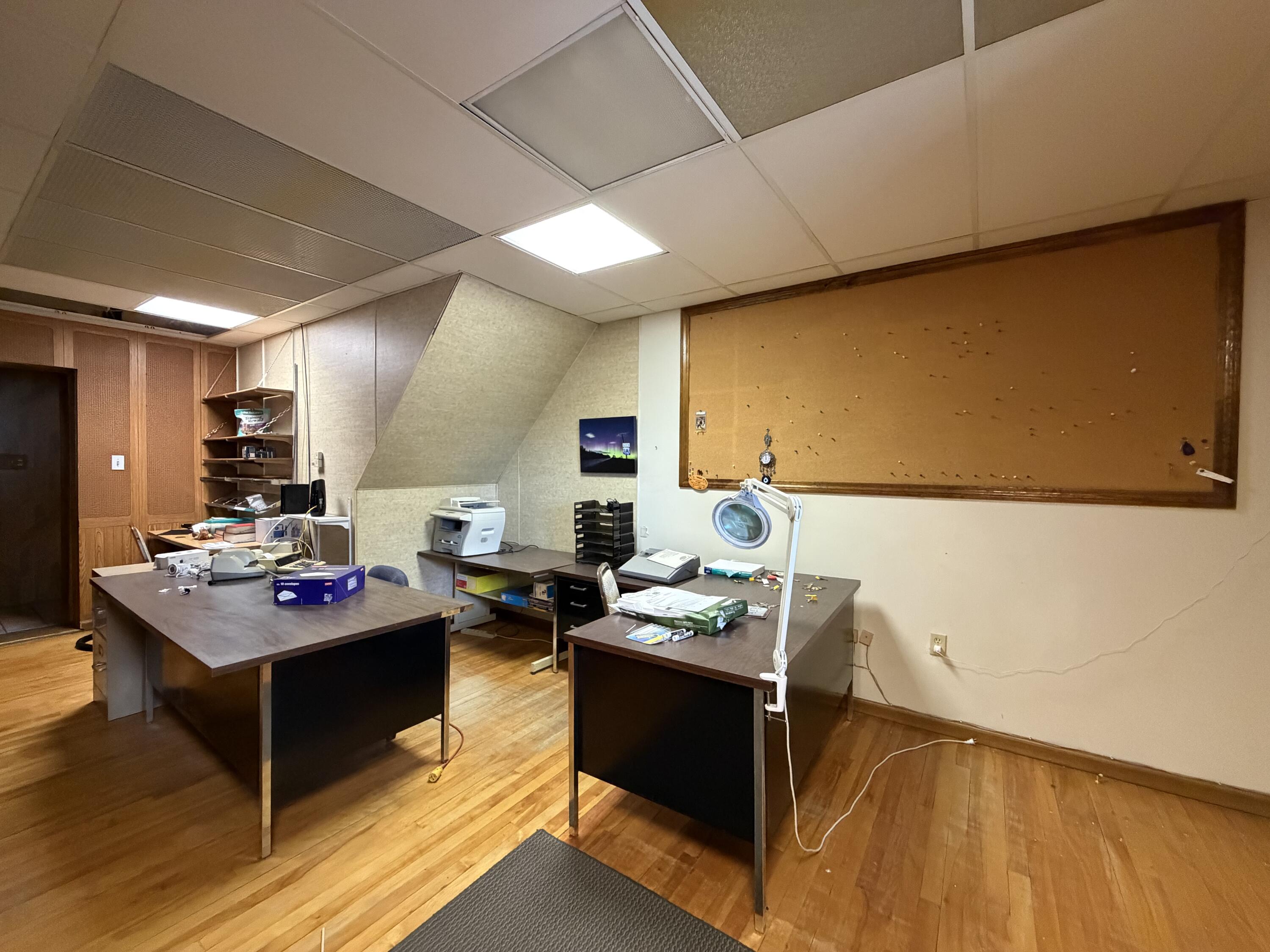 main property photo 26