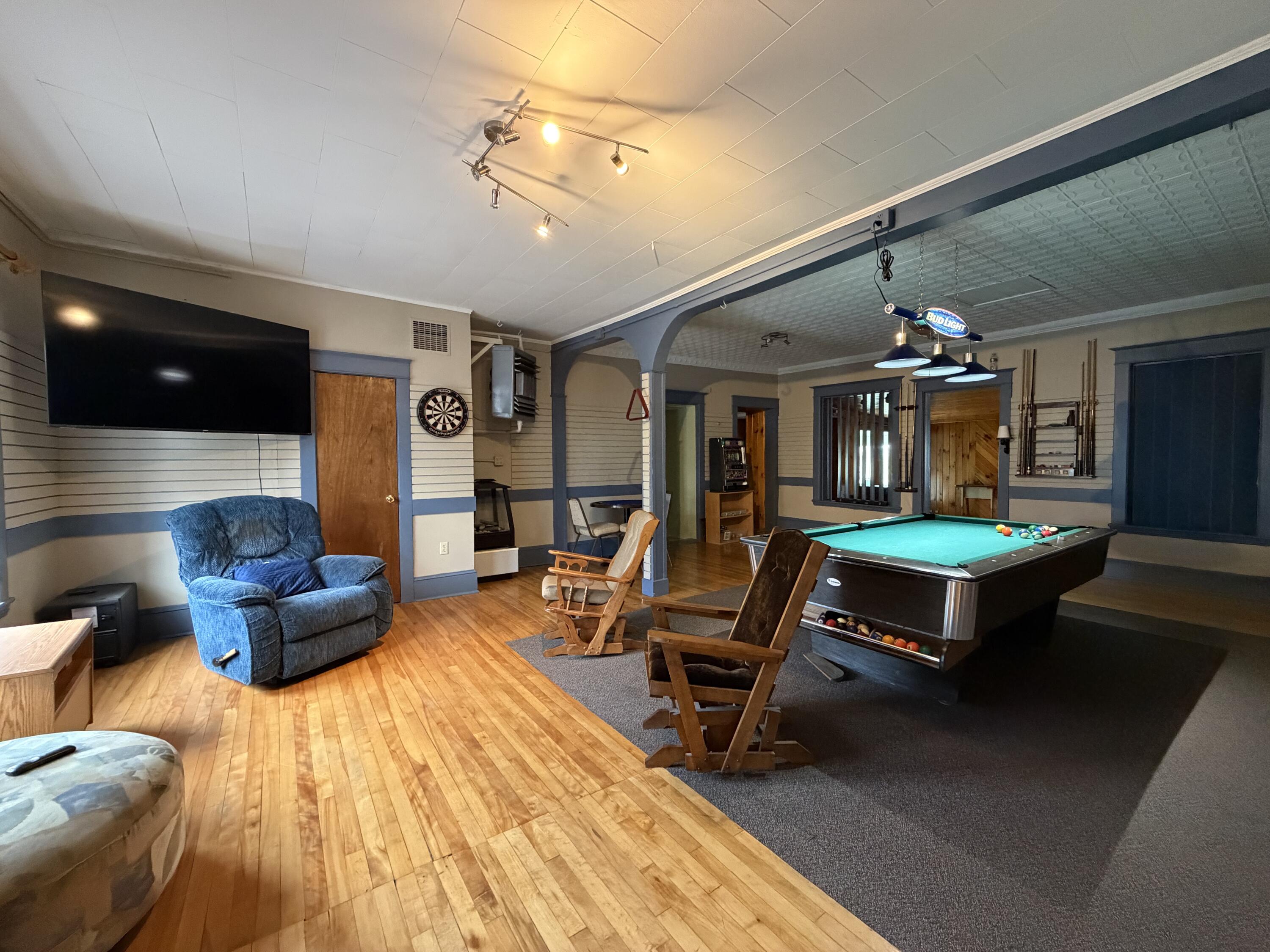 main property photo 39