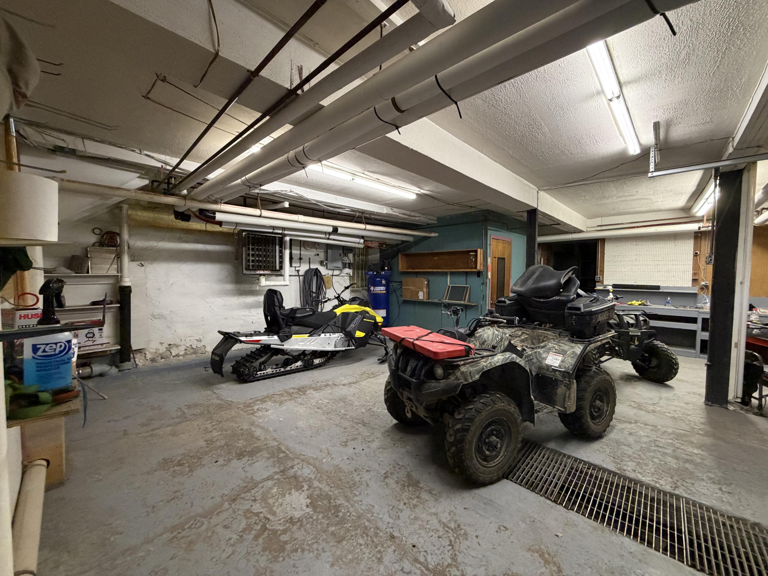 main property photo 49