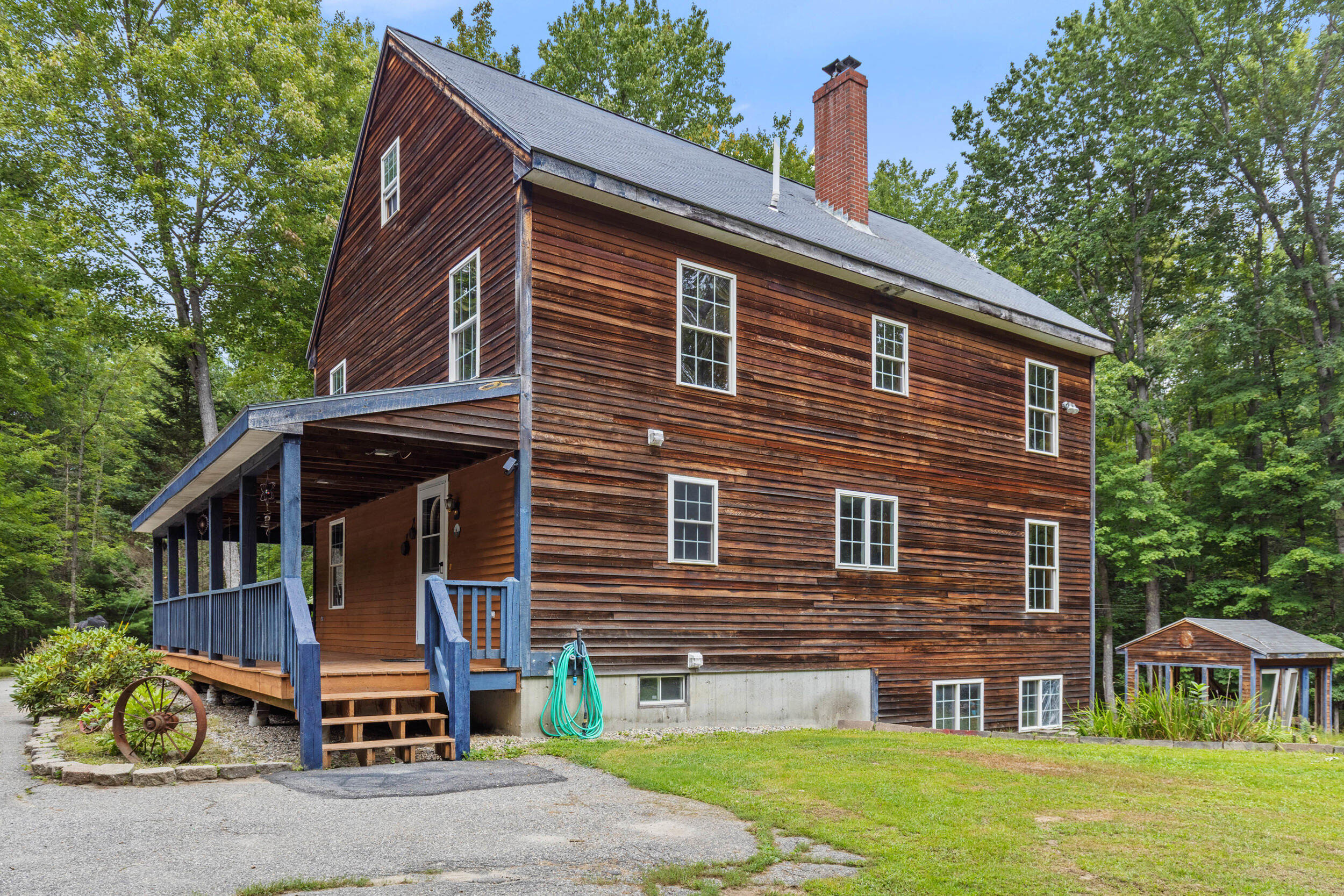 main property photo 30