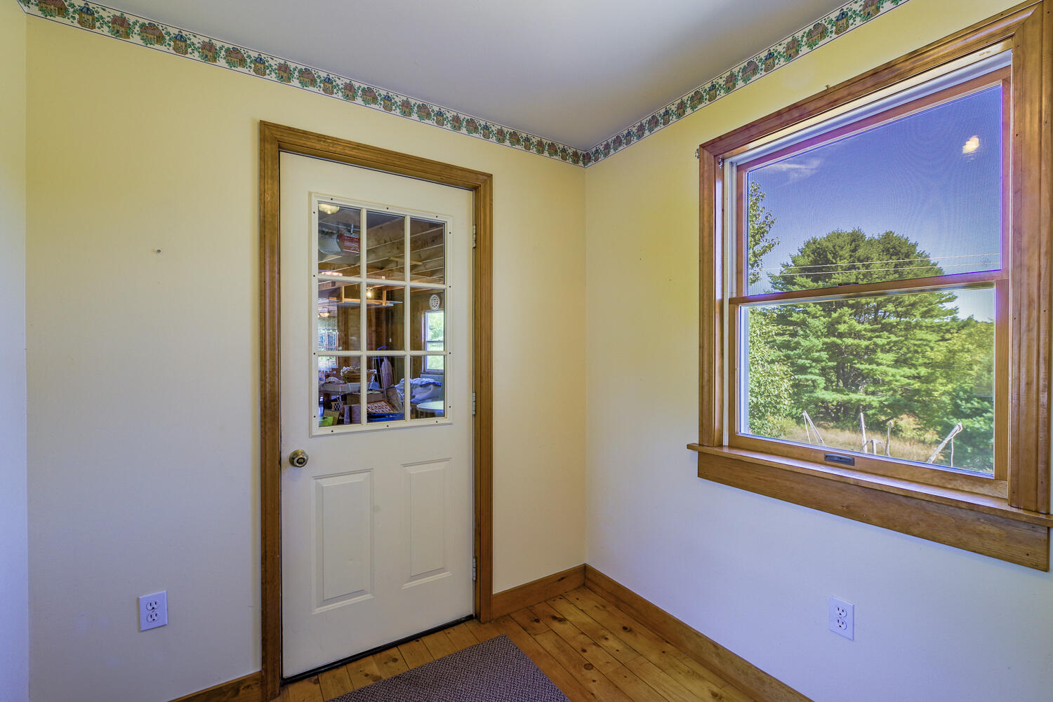 main property photo 6