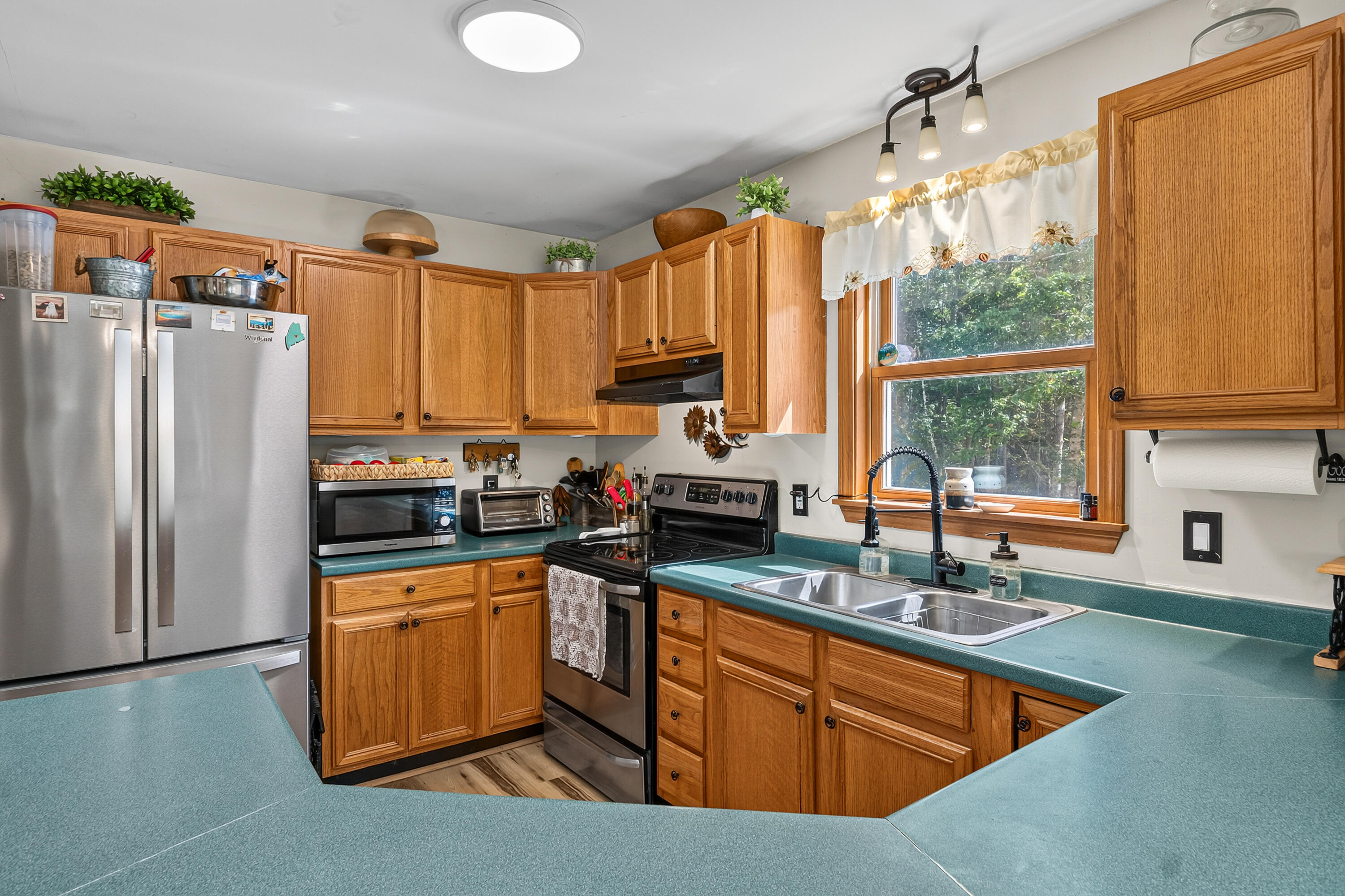 main property photo 14