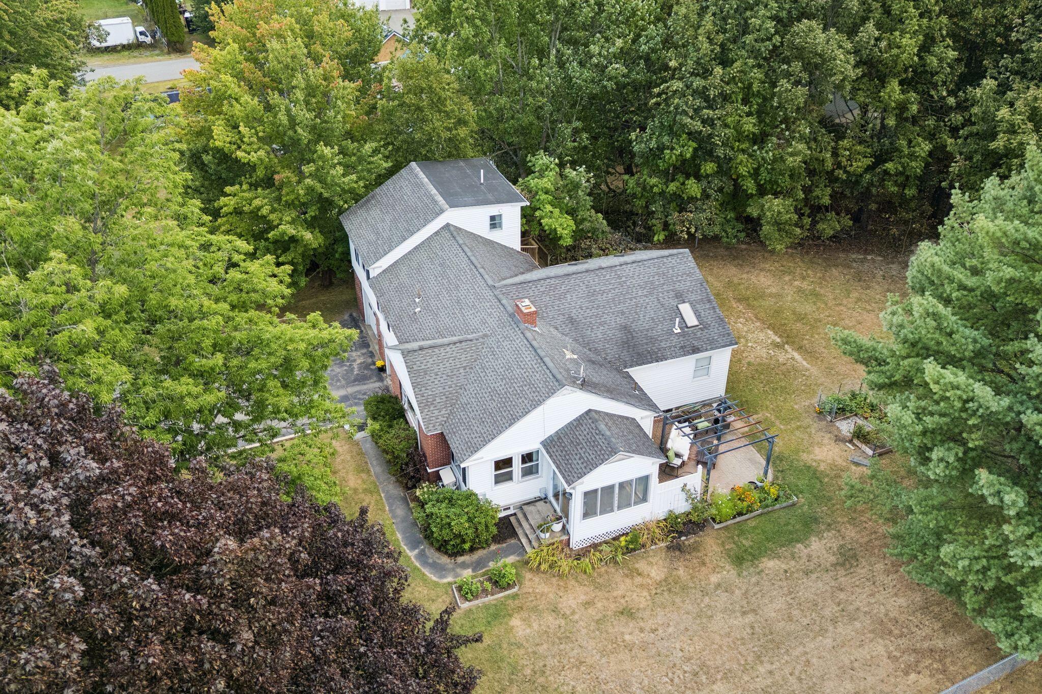 main property photo 54