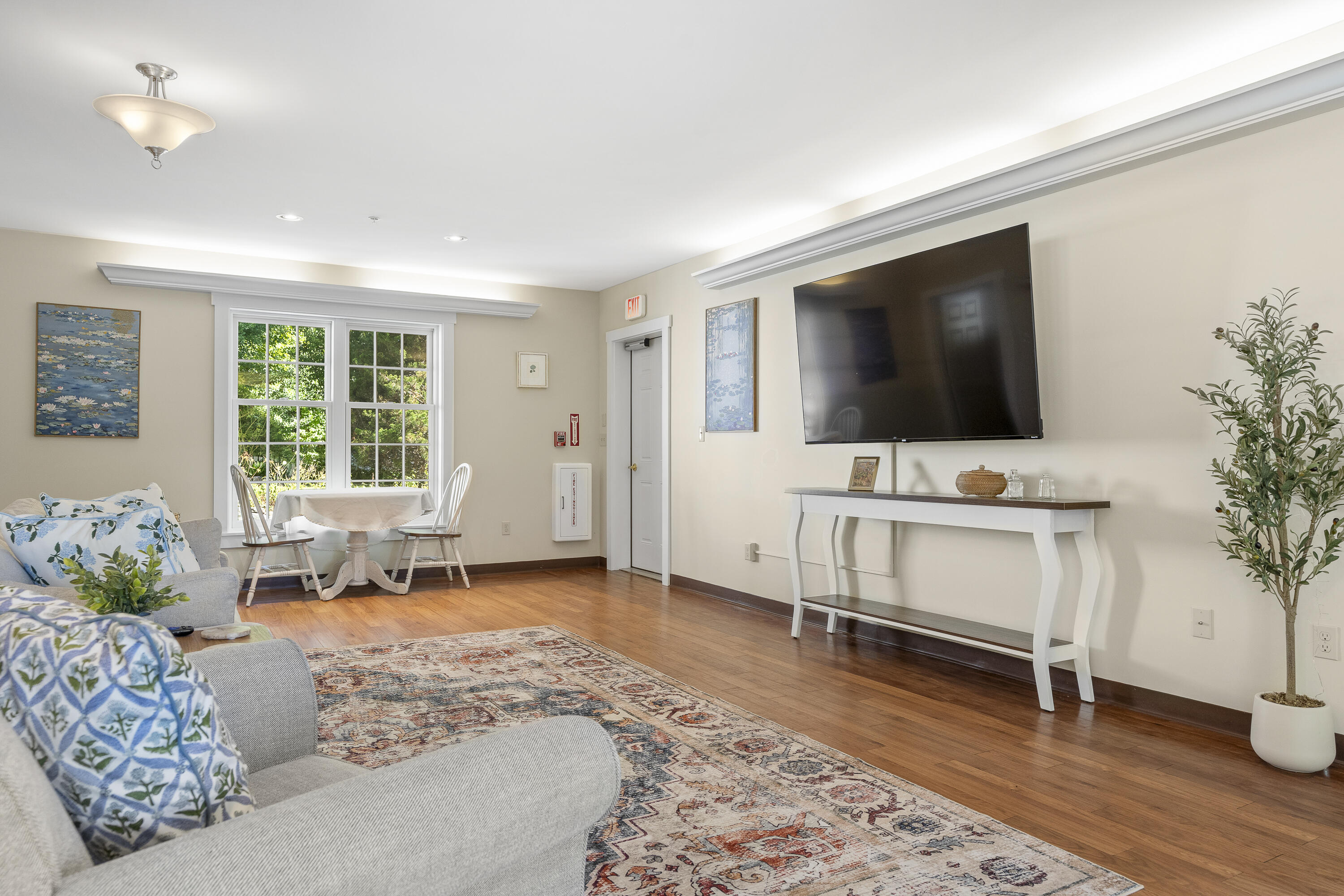 main property photo 58
