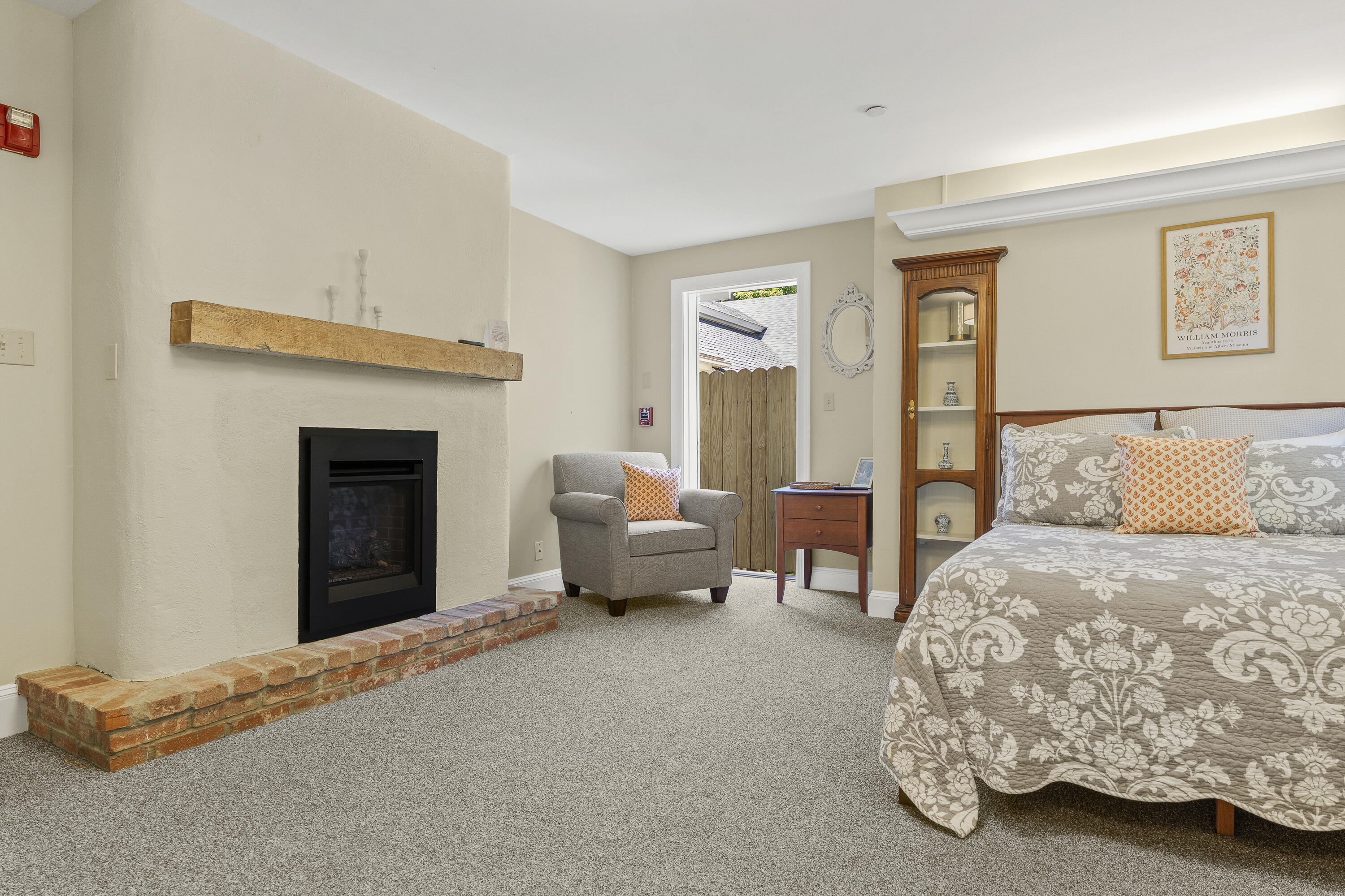 main property photo 75