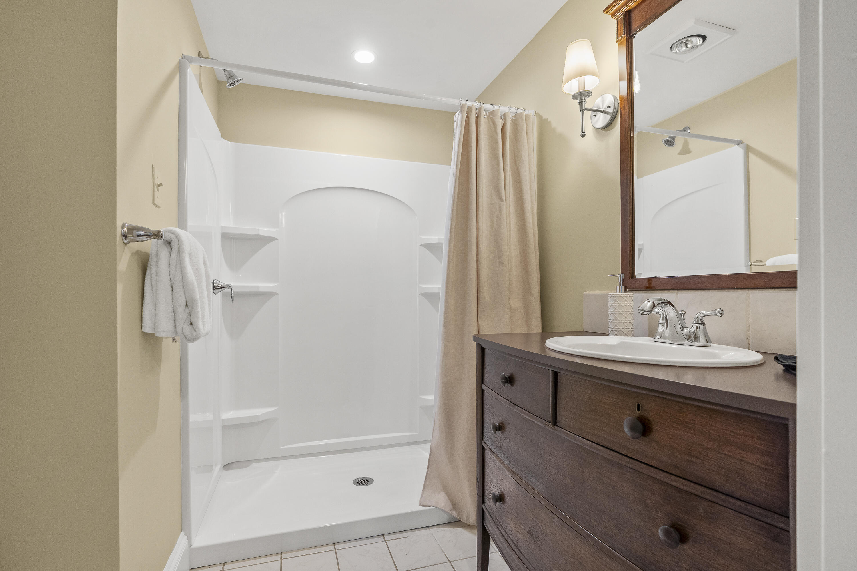 main property photo 85