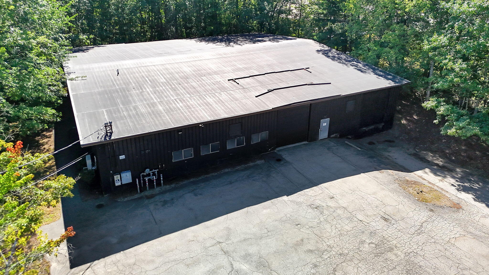 main property photo 28