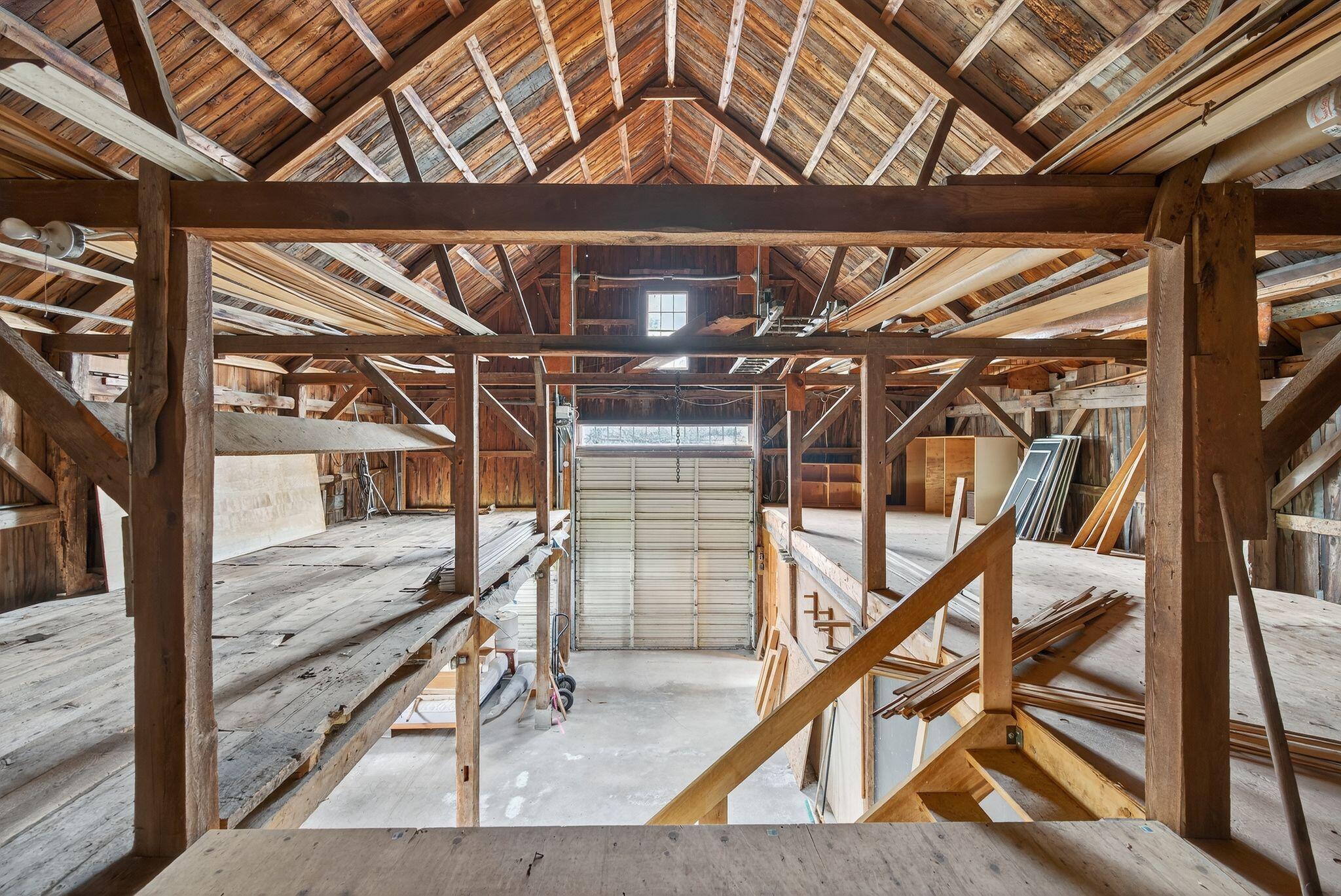 main property photo 44