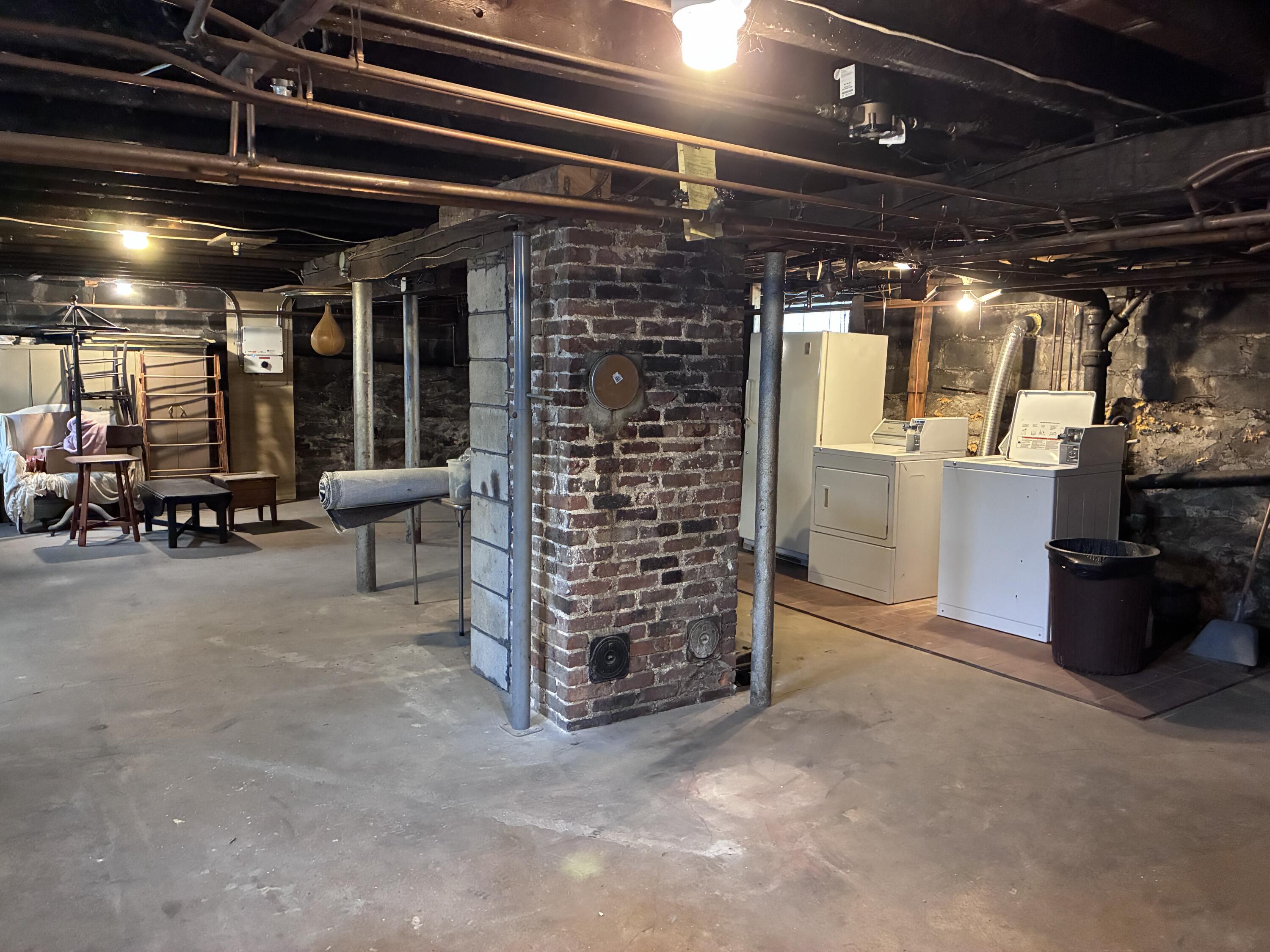 main property photo 17