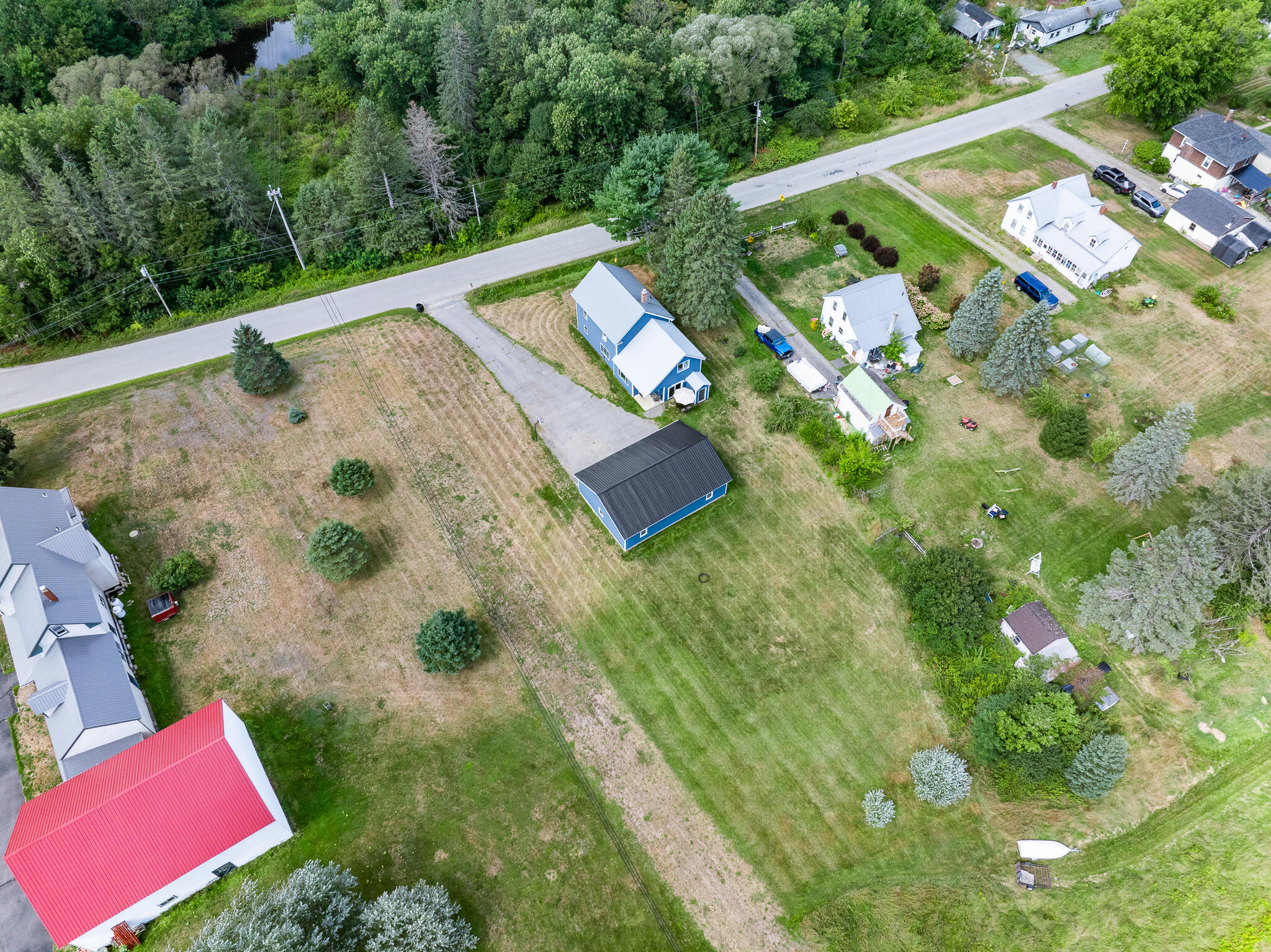 main property photo 30