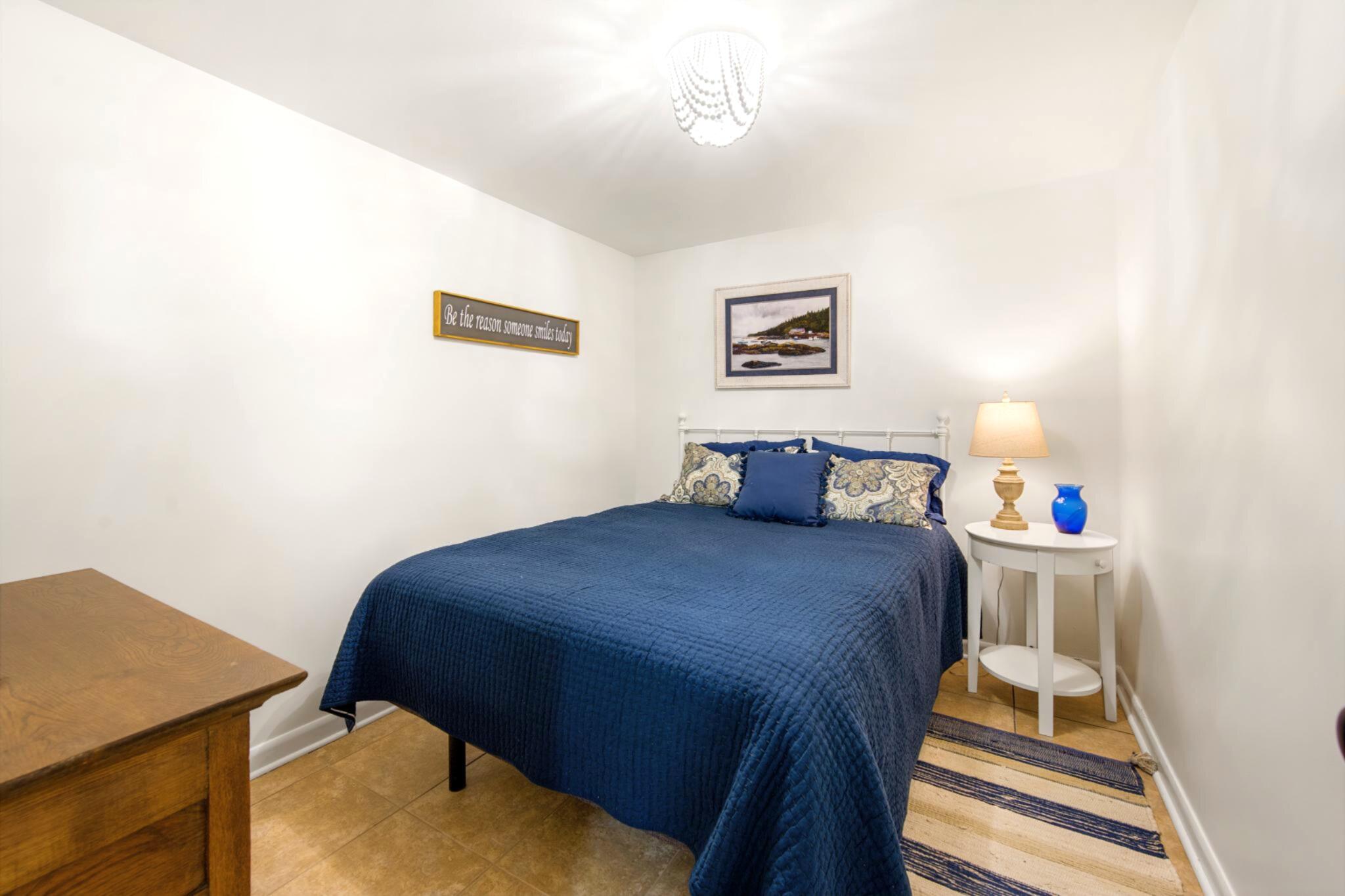 main property photo 123