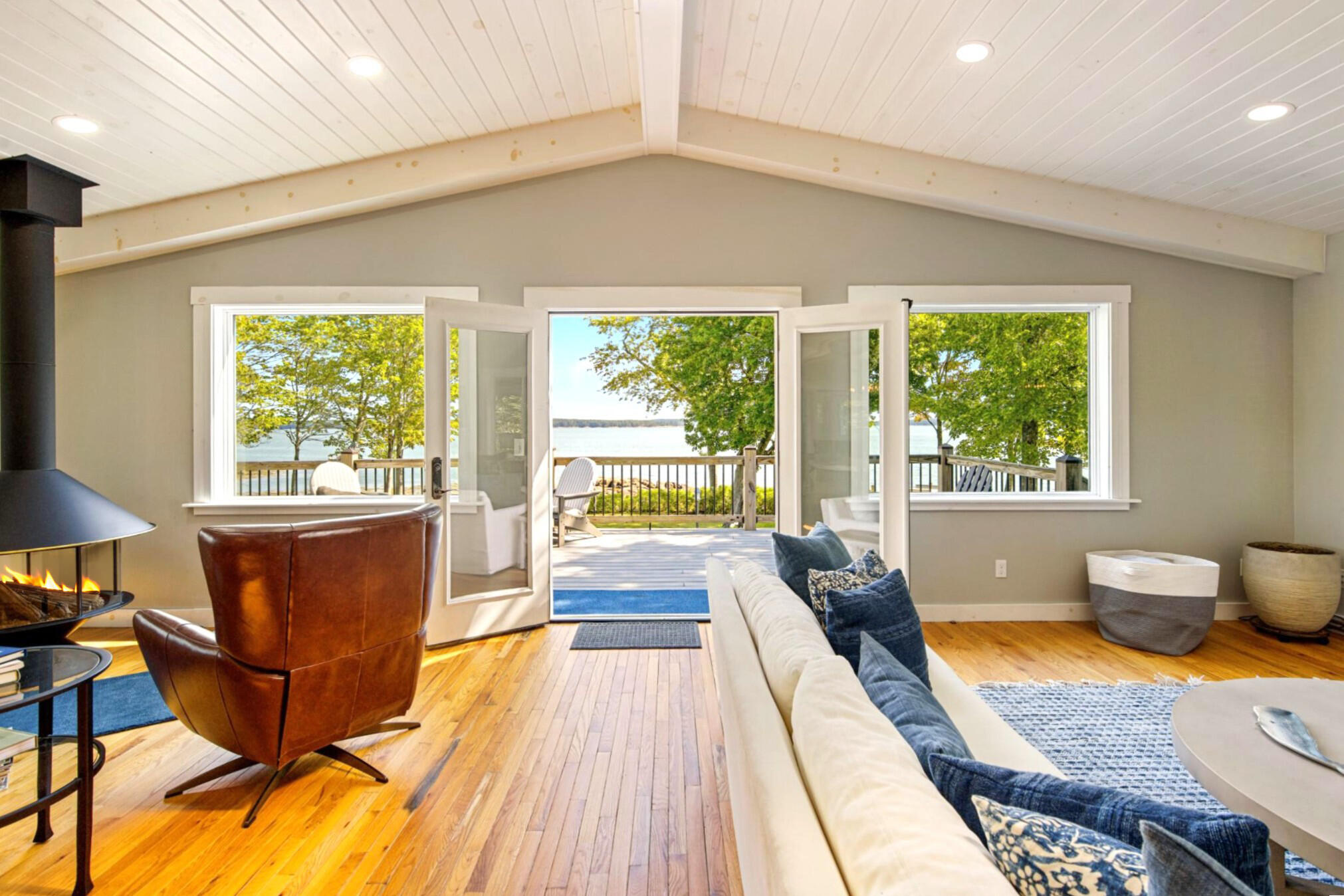 main property photo 74