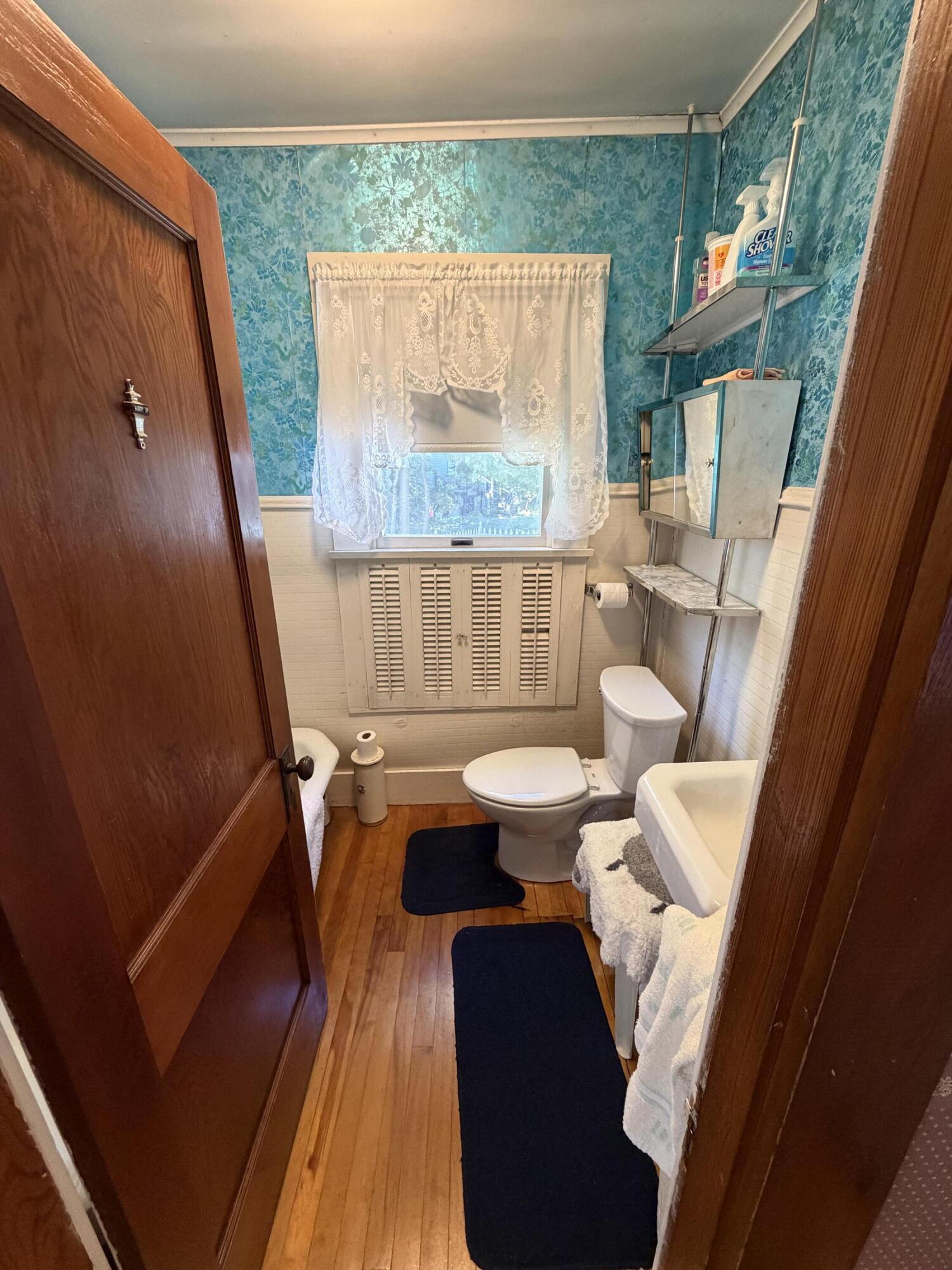 main property photo 13