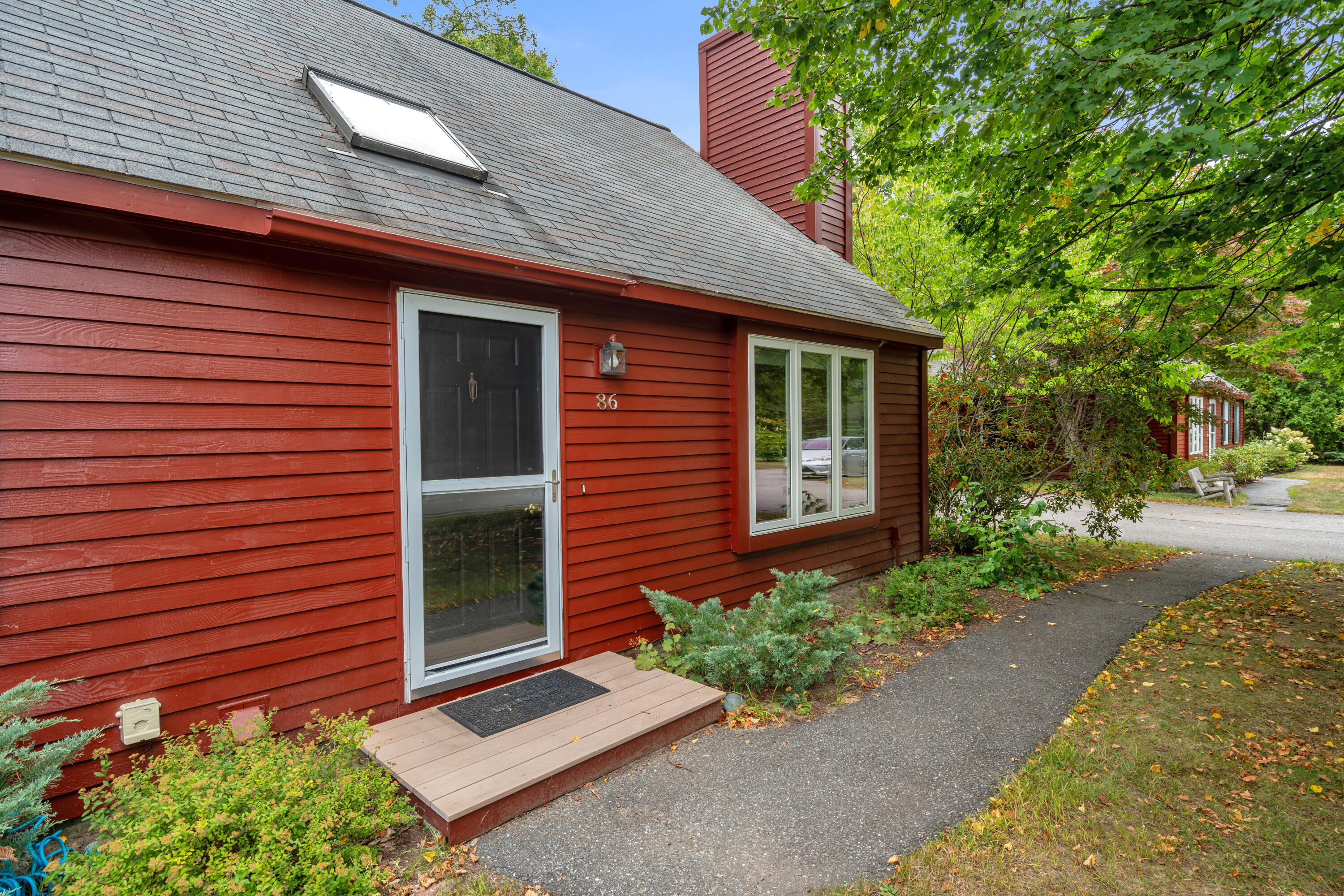 main property photo 40