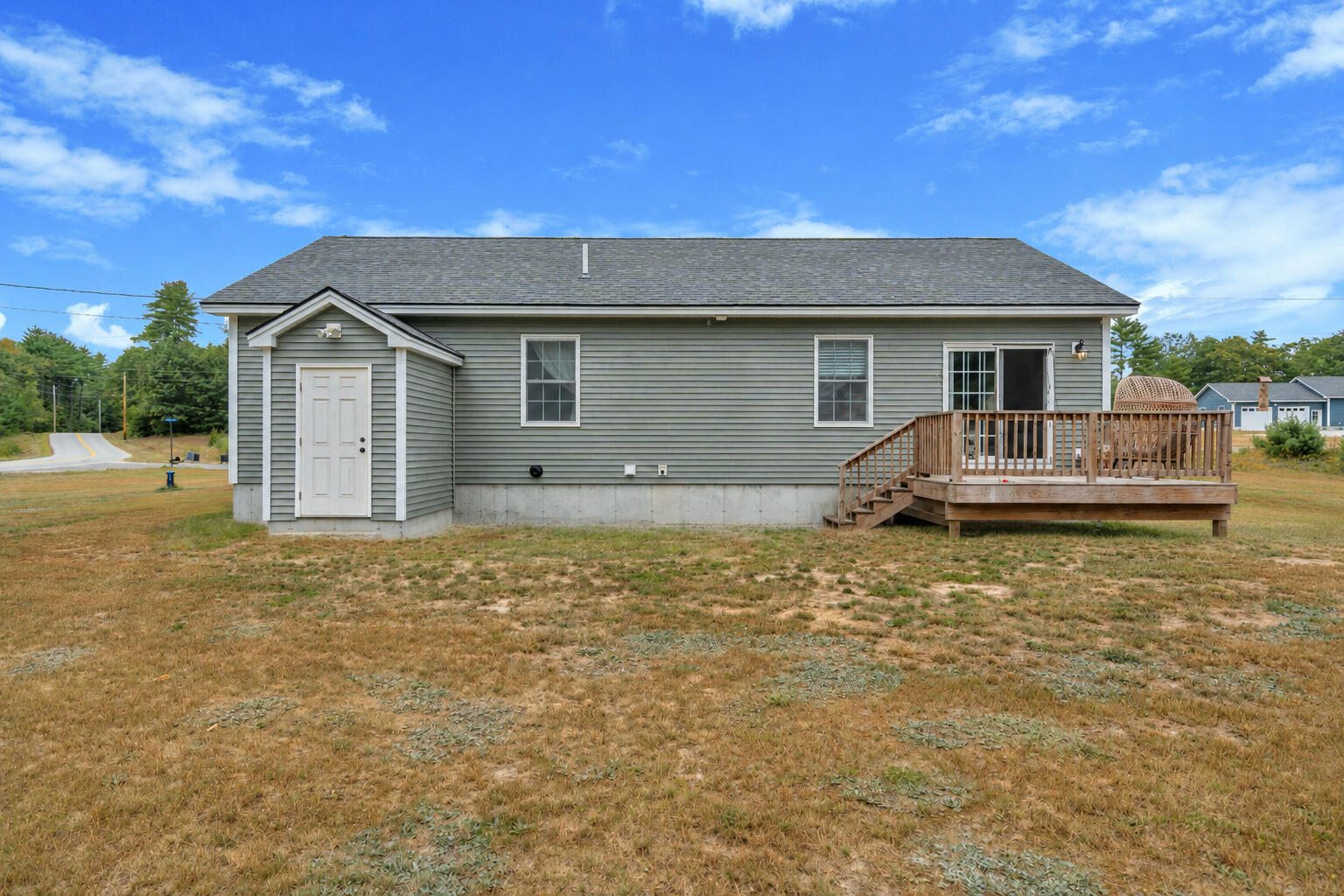 main property photo 31