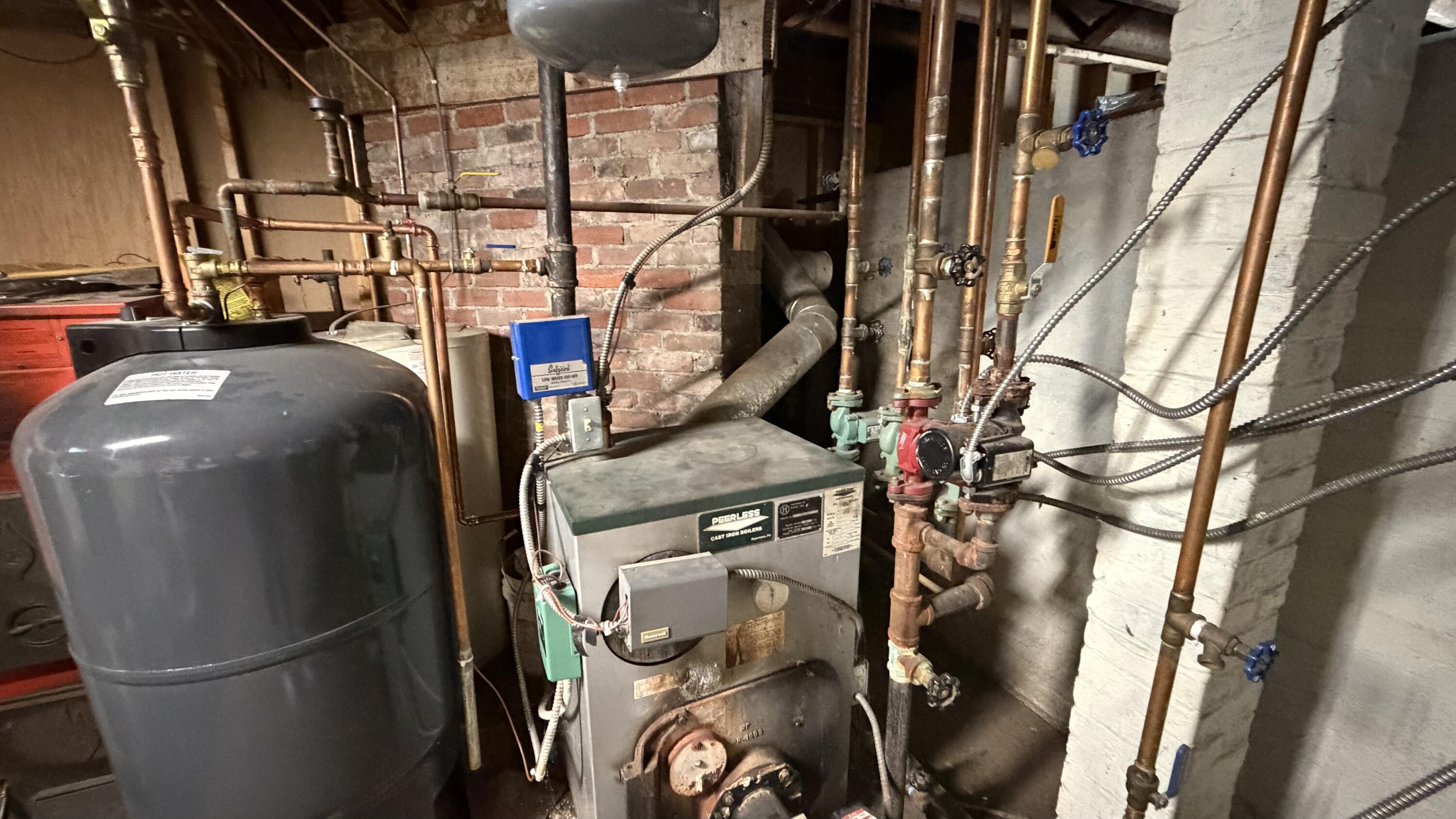 main property photo 32