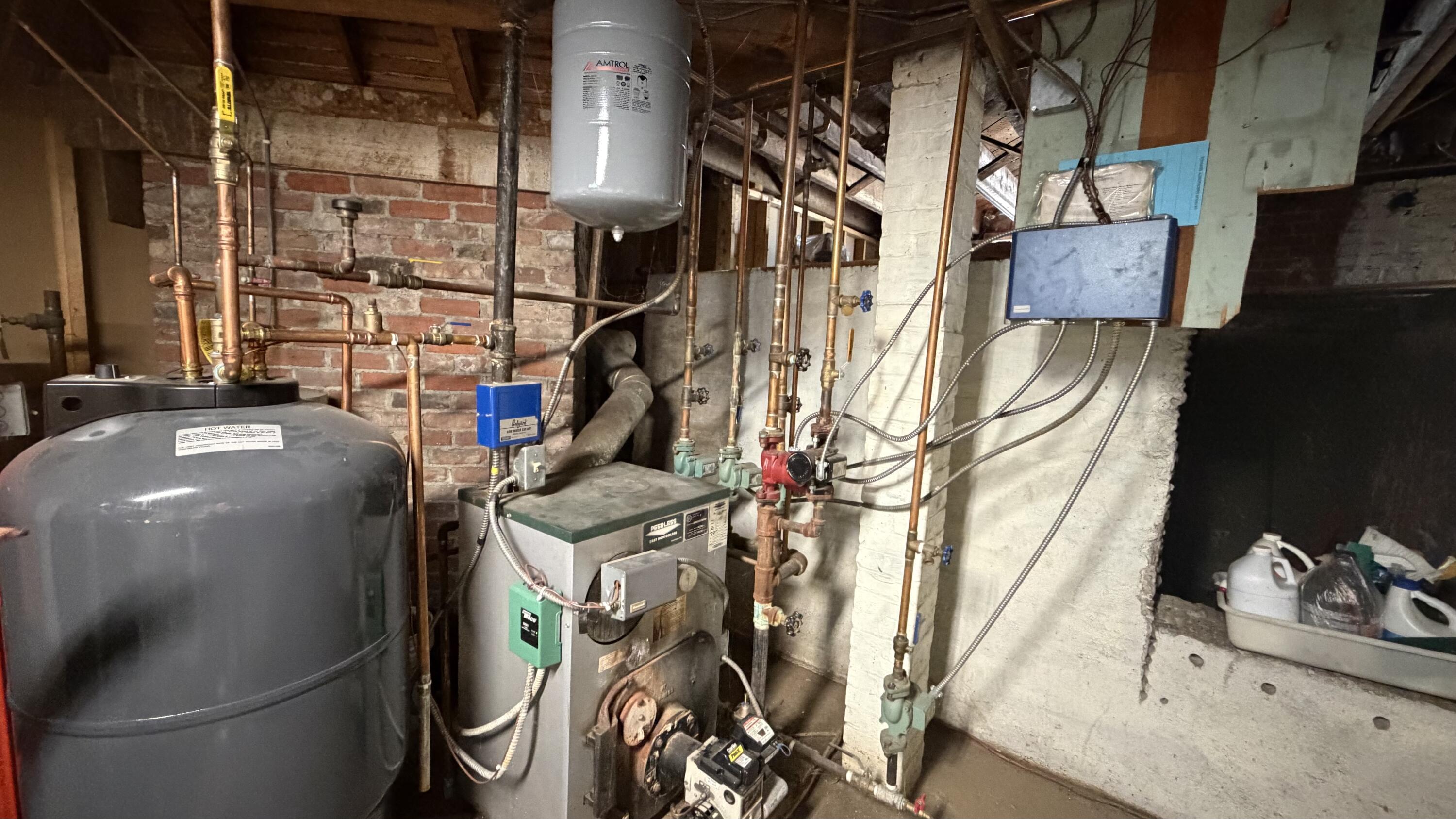 main property photo 33