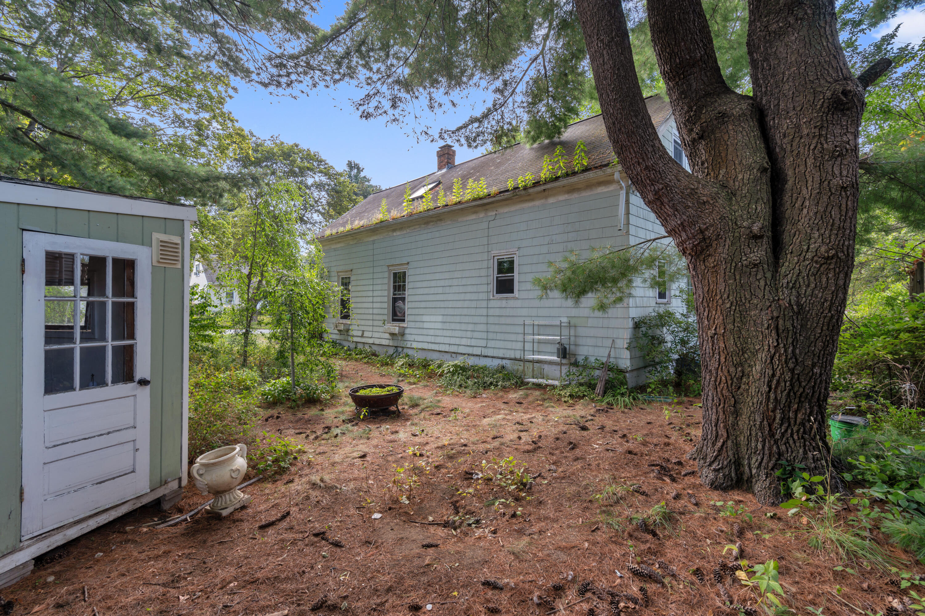 main property photo 33