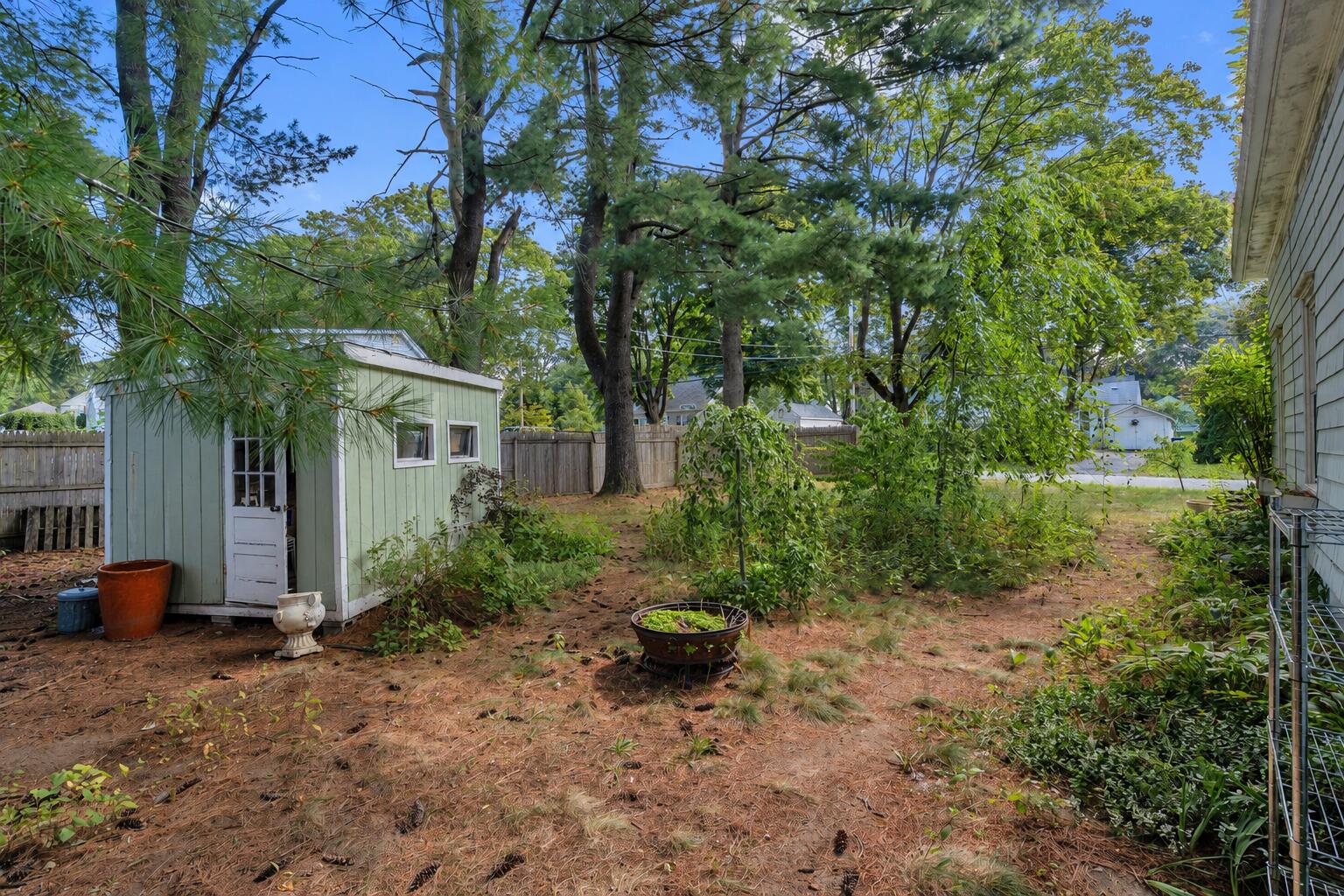 main property photo 34