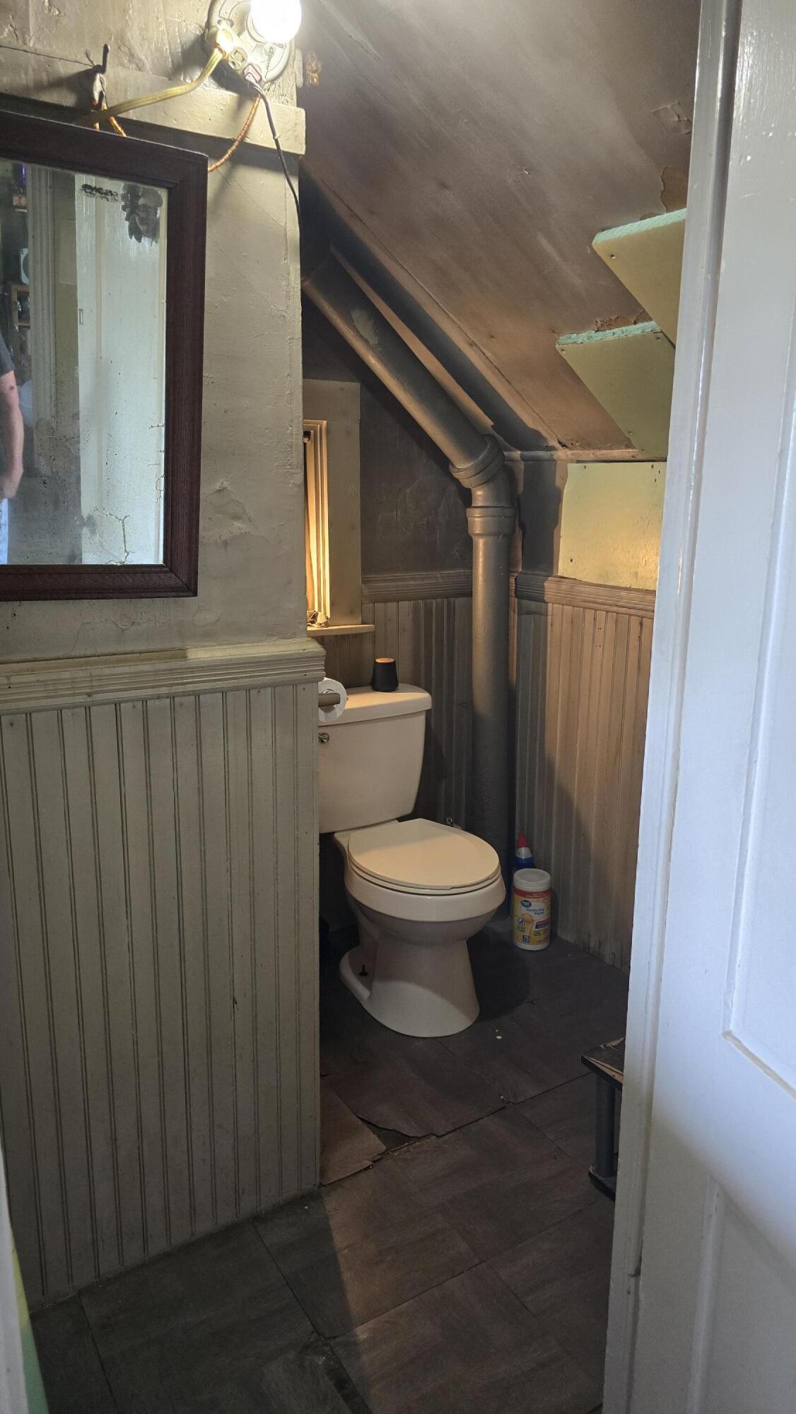 main property photo 9