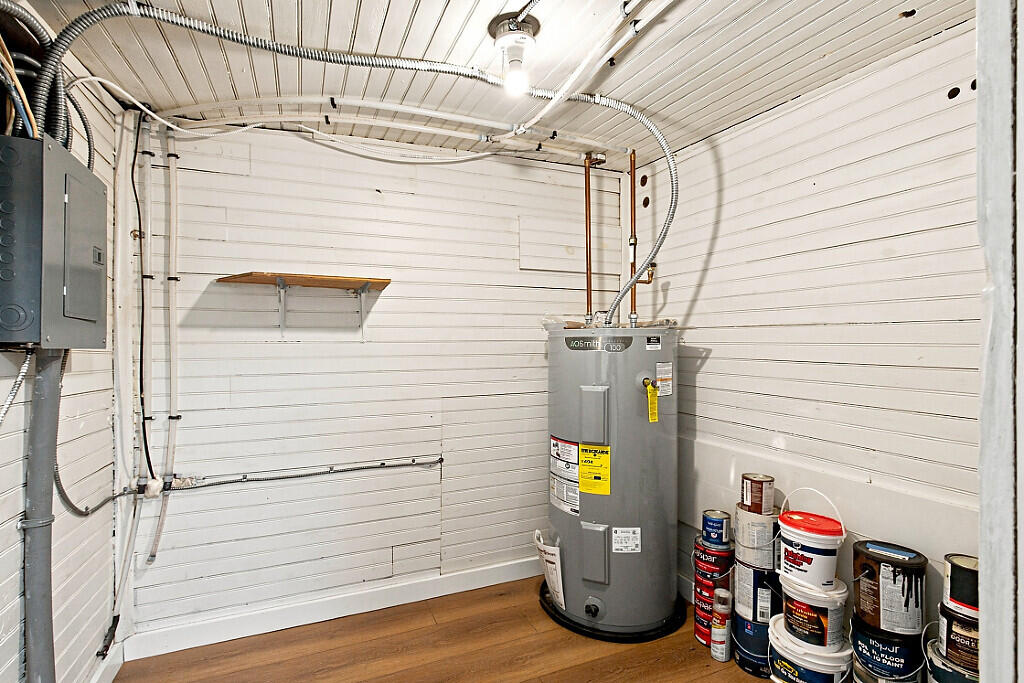 main property photo 62